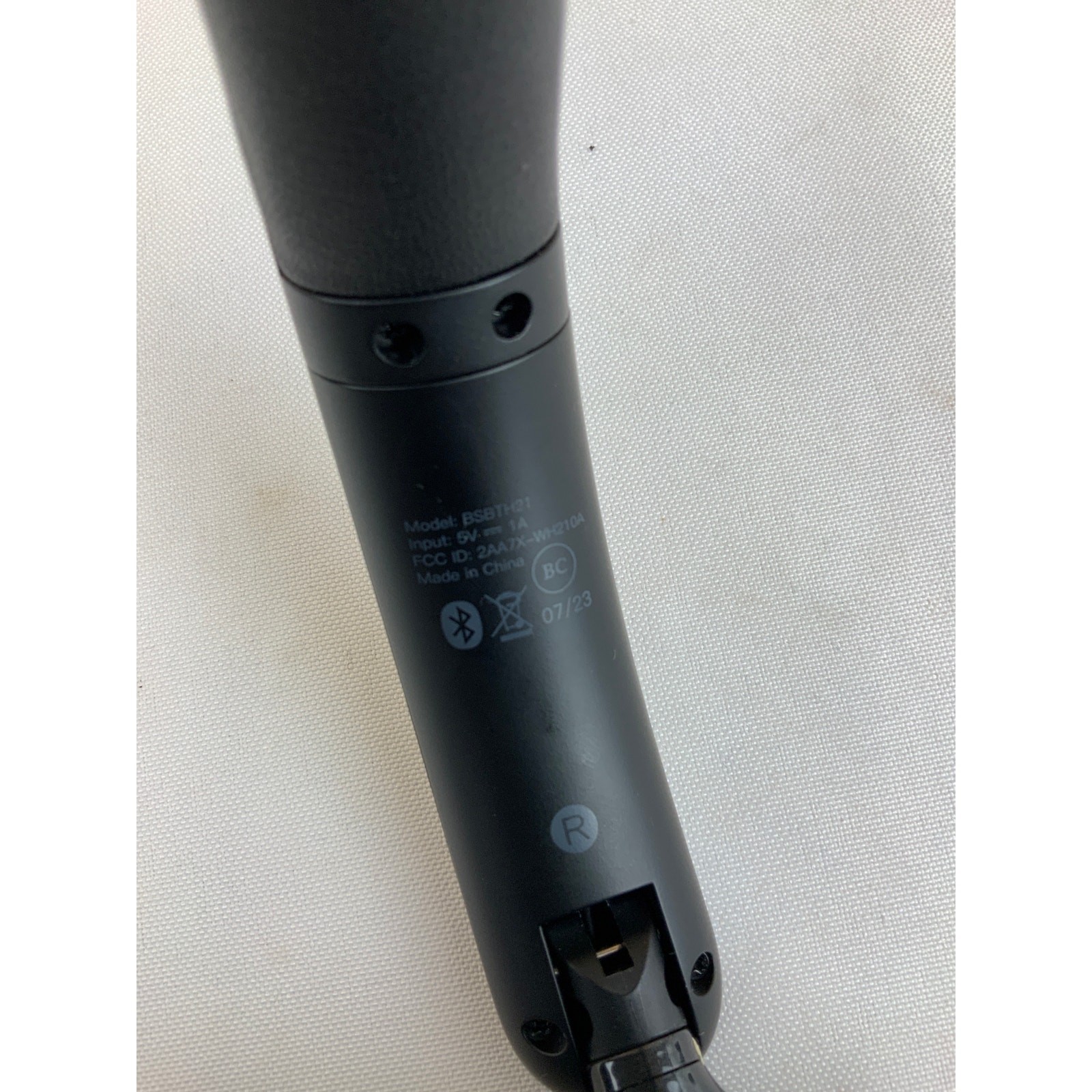 Brookstone Acoustic Pro Wireless Volt Metered Bluetooth