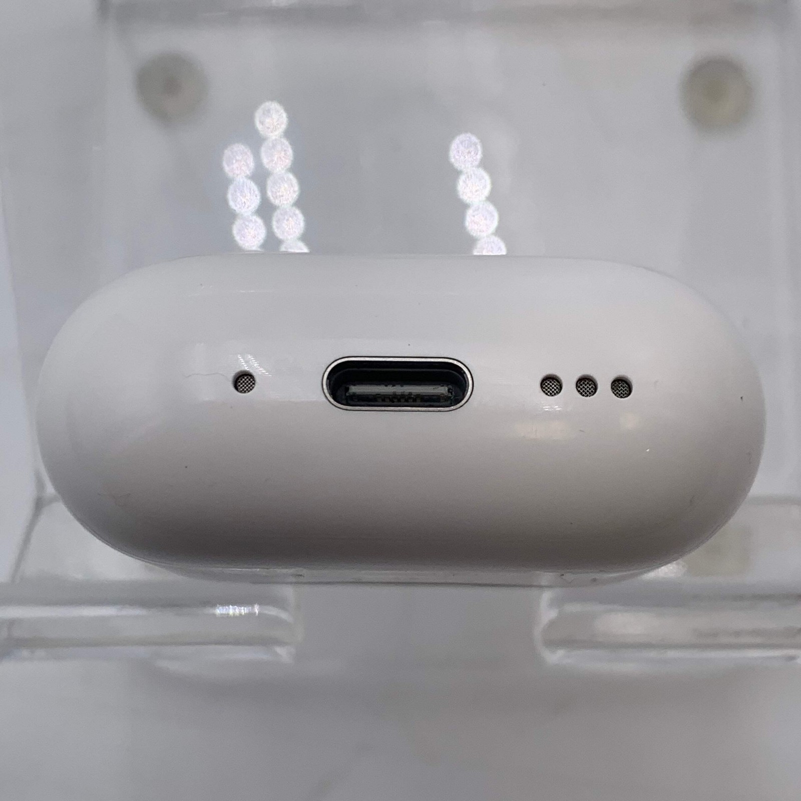 Apple AirPods 4th Gen ANC MagSafe Charging Case / A3055 A3056 A3059 MXP93LL/A