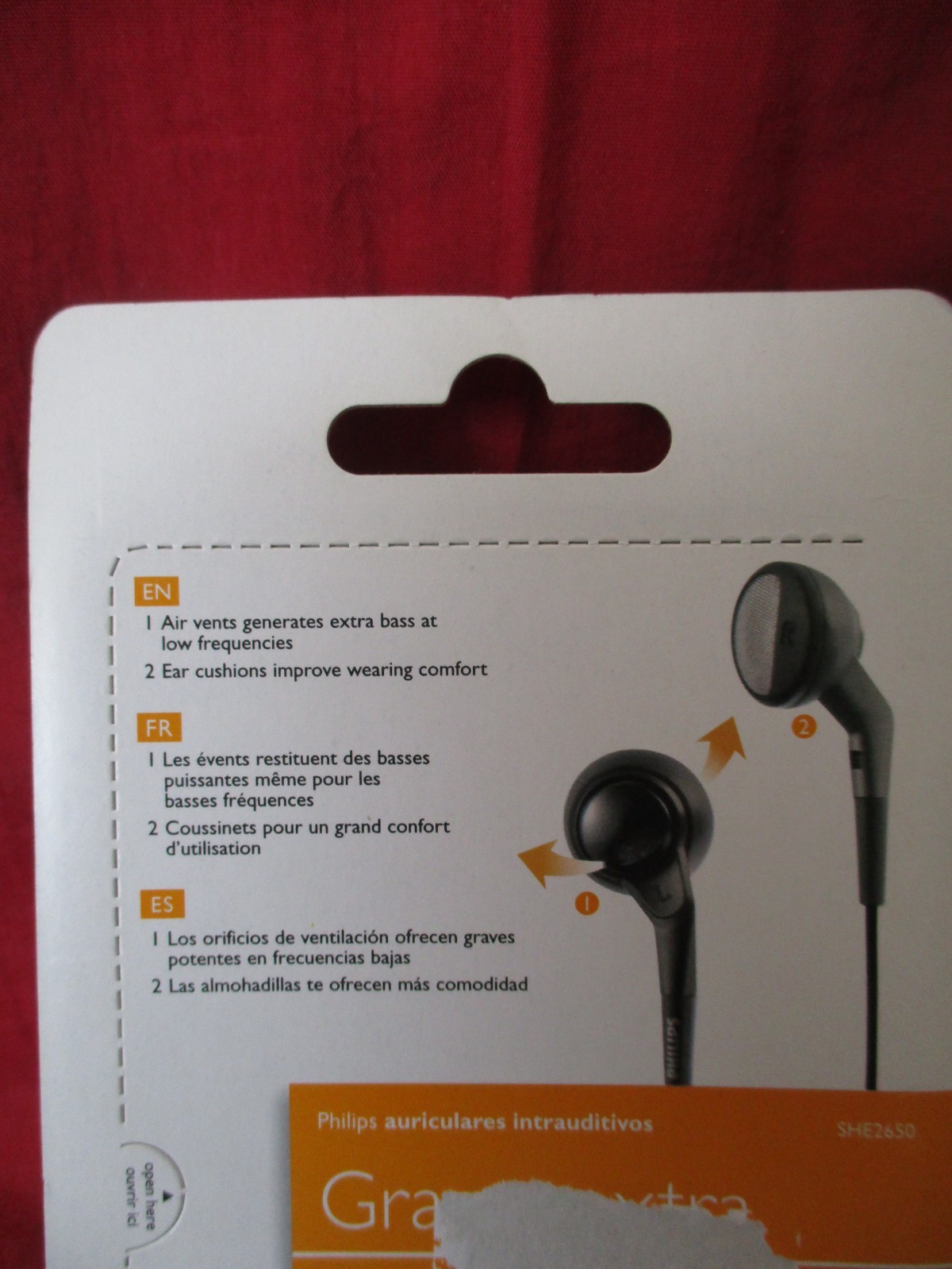 new Philips in-Ear Headphones Extra Bass SHE2650/28