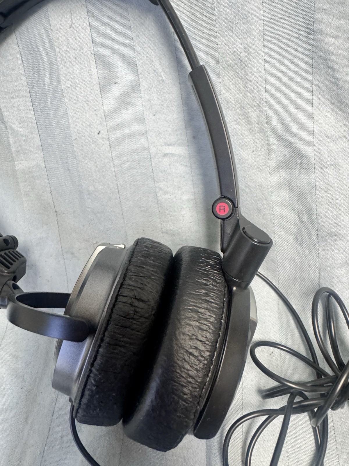 SONY MDR-NC7 Black Folding Noise Canceling On-Ear Headphones. 3.5mm. Tested