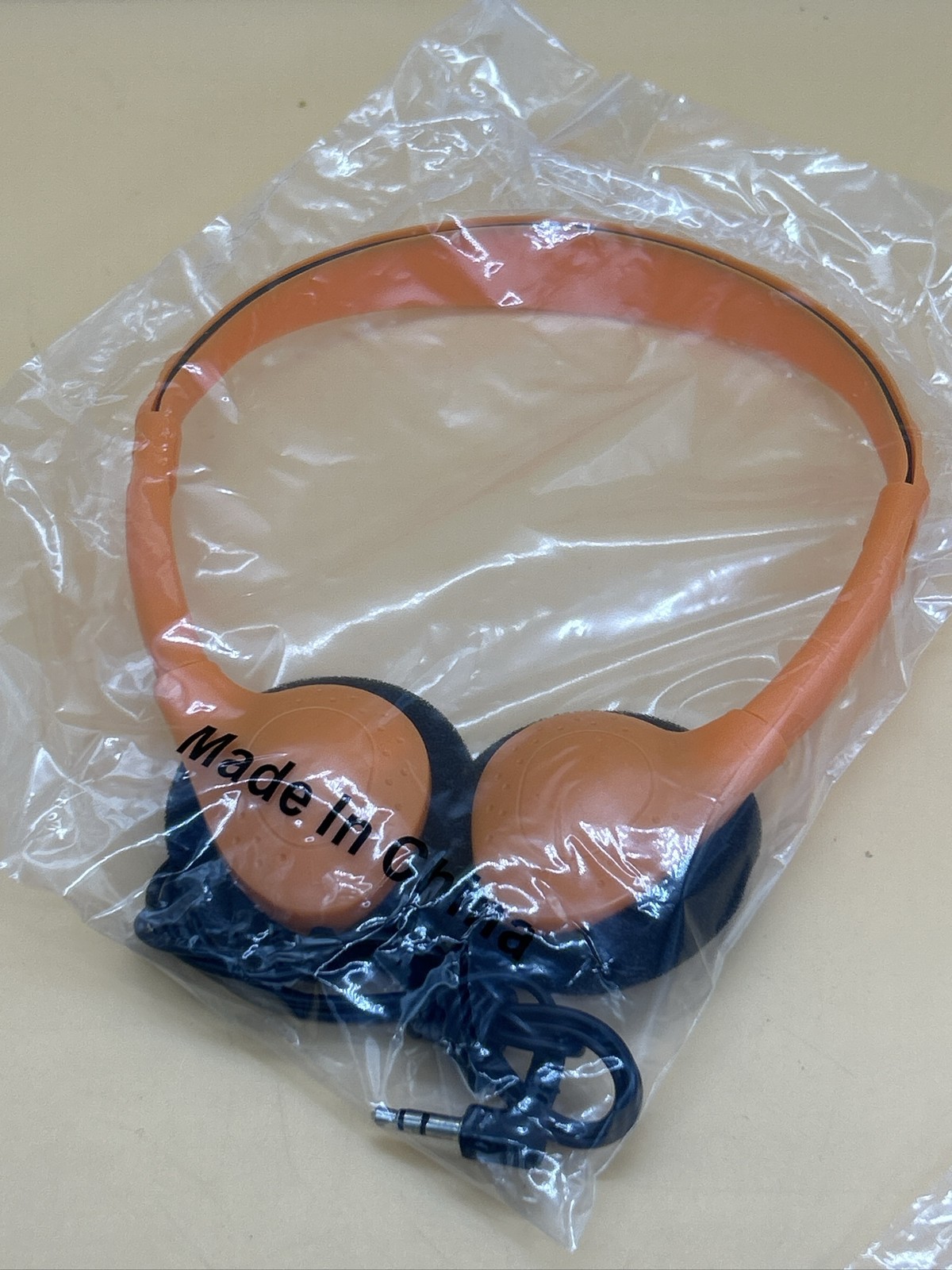 LOT of 11. KIDS Retro. Mixed Colors. On-Ear Wired Headphones 3.5mm Jack Music.
