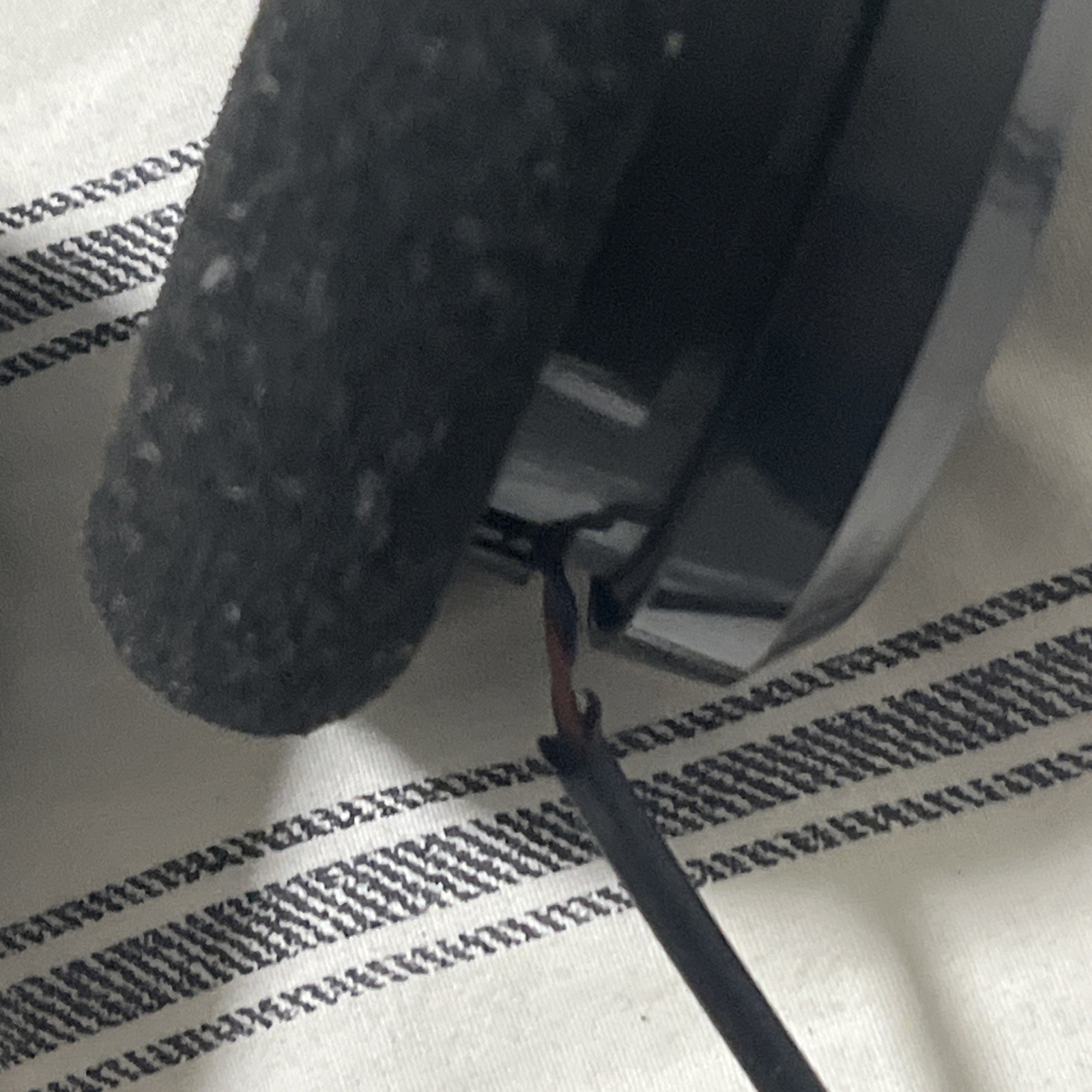 Grado SR80 On-Ear Wired Headphones – Black