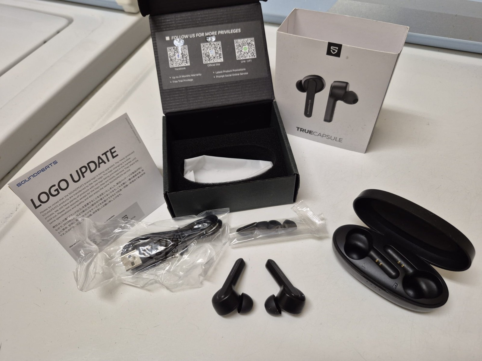 soundpeats truecapsule wireless earbuds