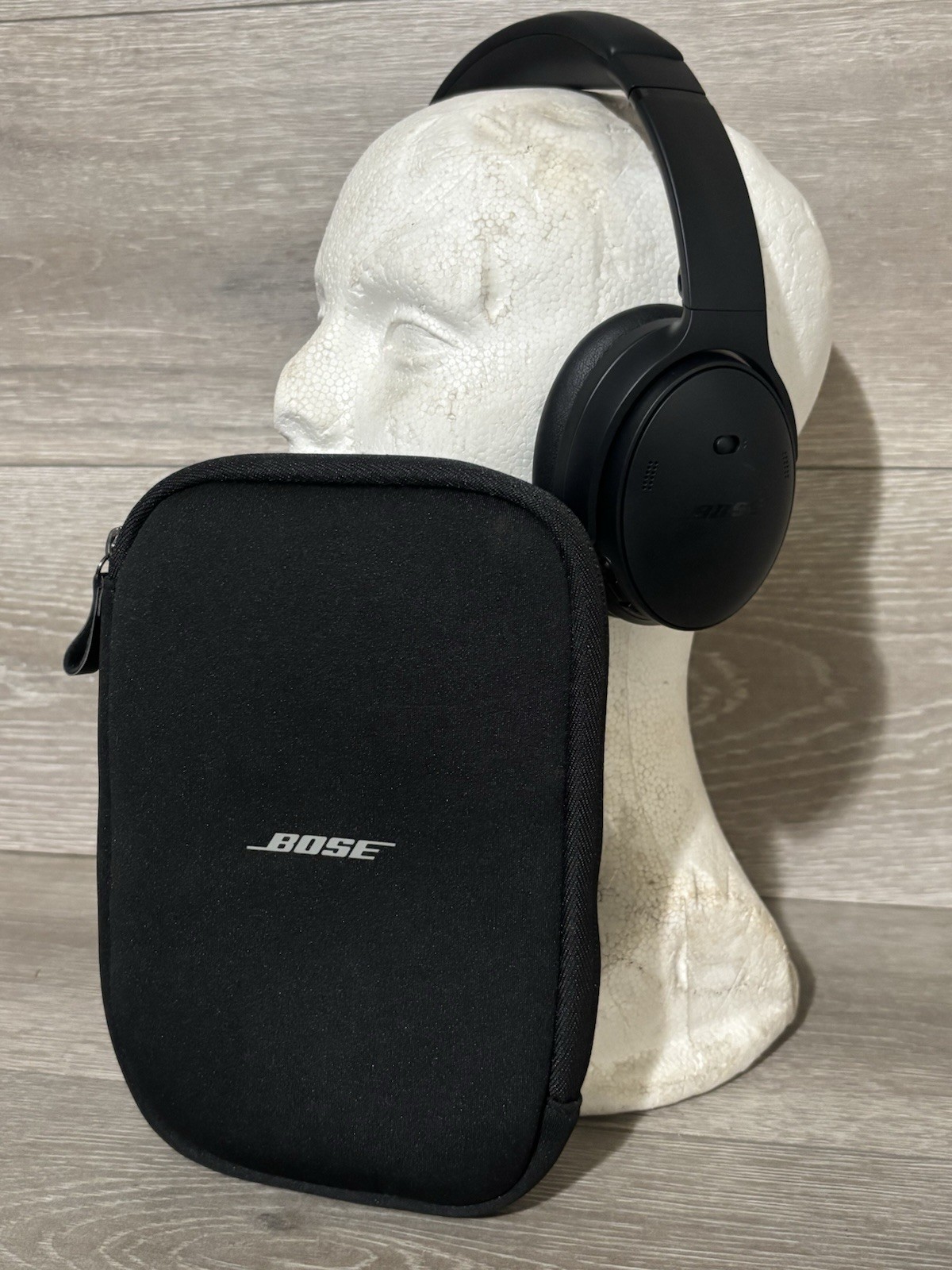 Bose QuietComfort 45 437310 Noise Canceling Bluetooth Black Headphones/Soft Case