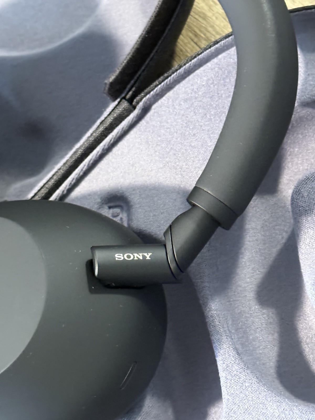 NEW Sony WH-1000XM6 Wireless Noise Canceling Headphones – Black