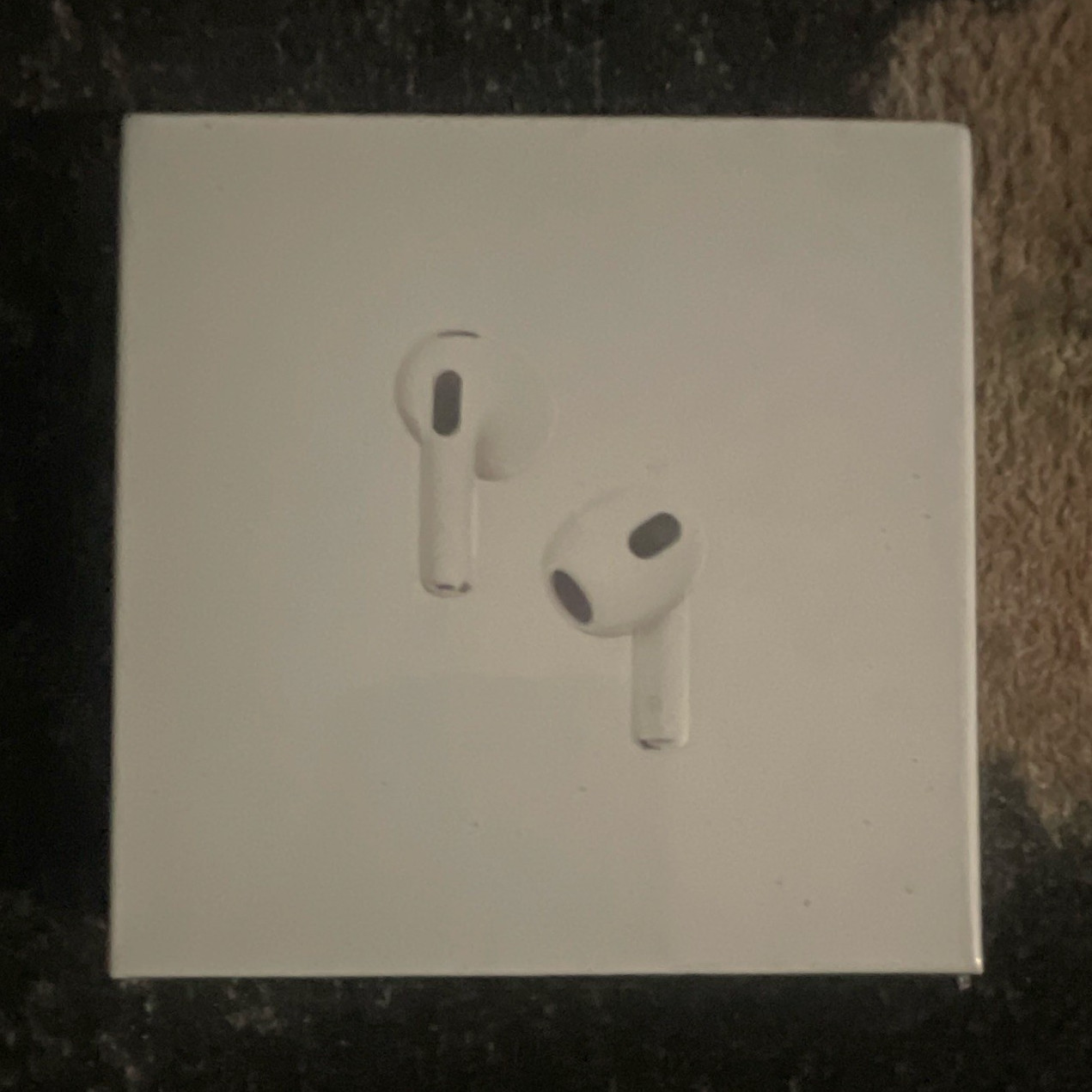 Apple AirPods 3rd Gen White MagSafe Charging Case MME73AM/A