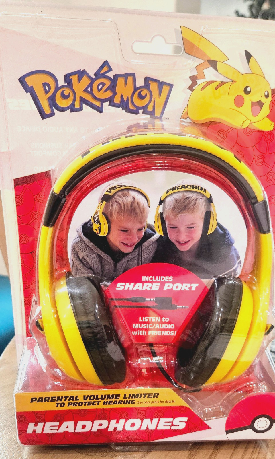 Pokemon Pikachu Kids Headphones W/Parental Volume Control & Share Port NIB!