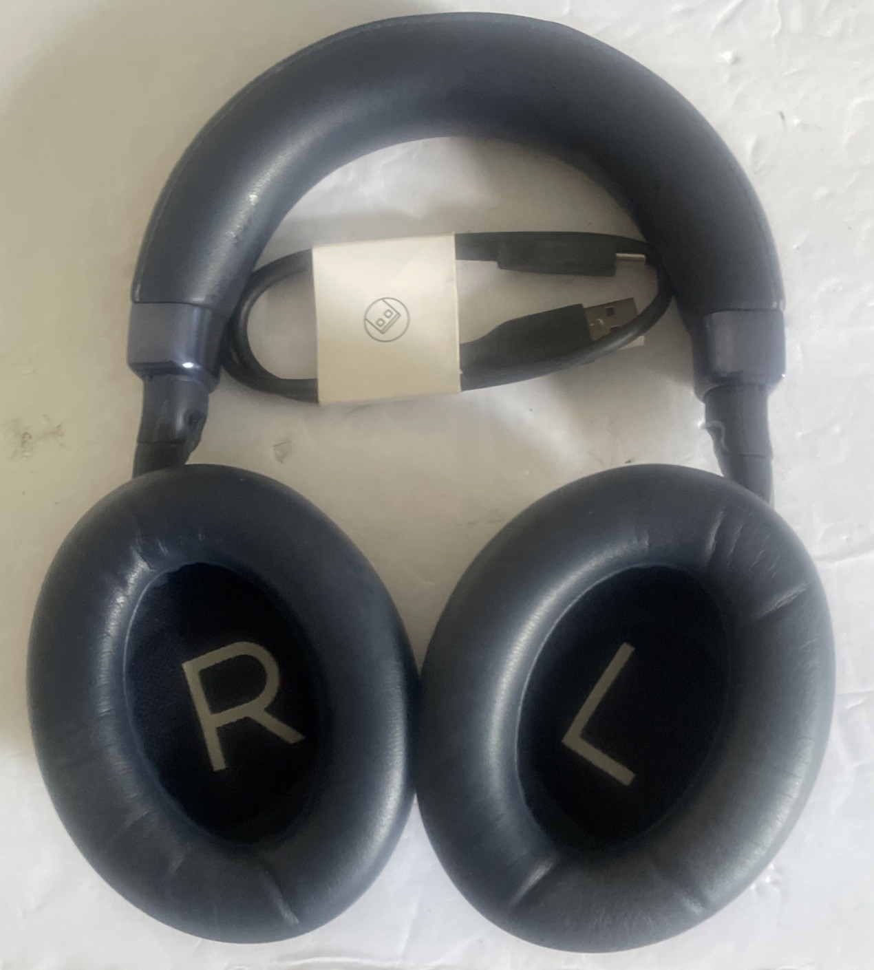 Raycon Everyday Pro Hradphones VGC