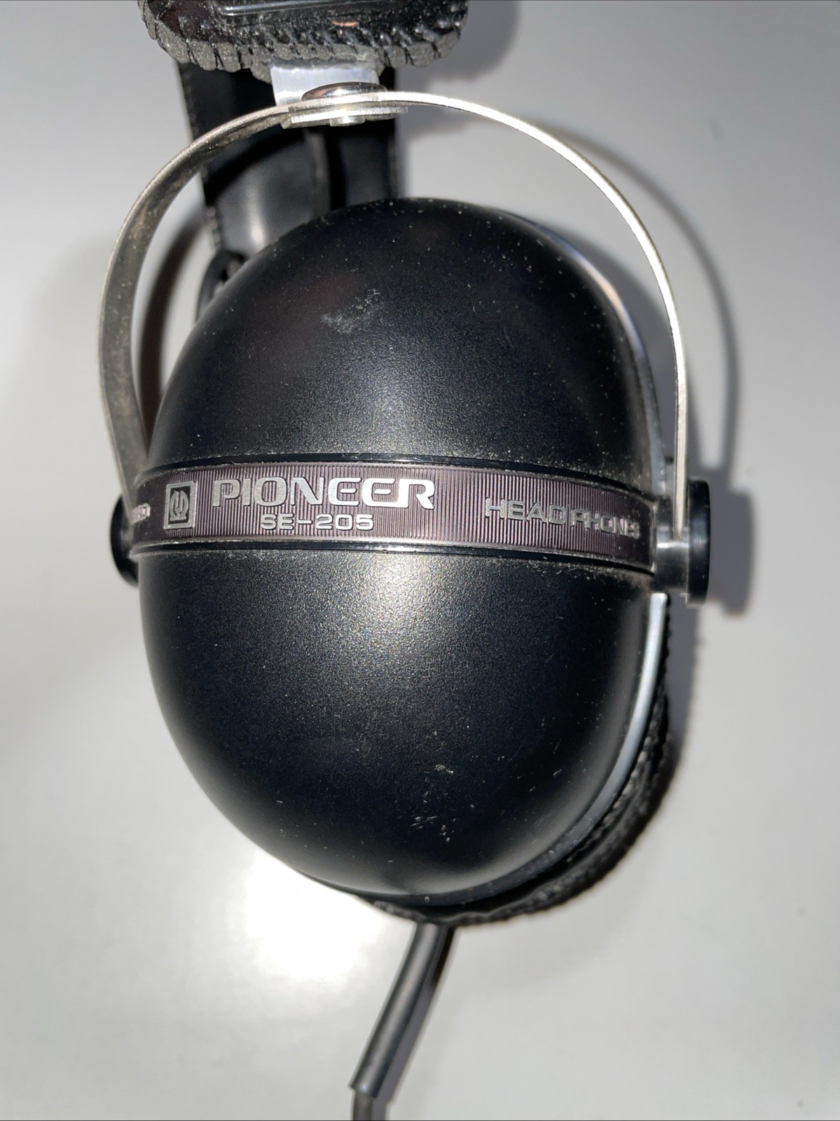 5pc Headphone Lot Pioneer, Scullcandy, Koss. All In Working Condition