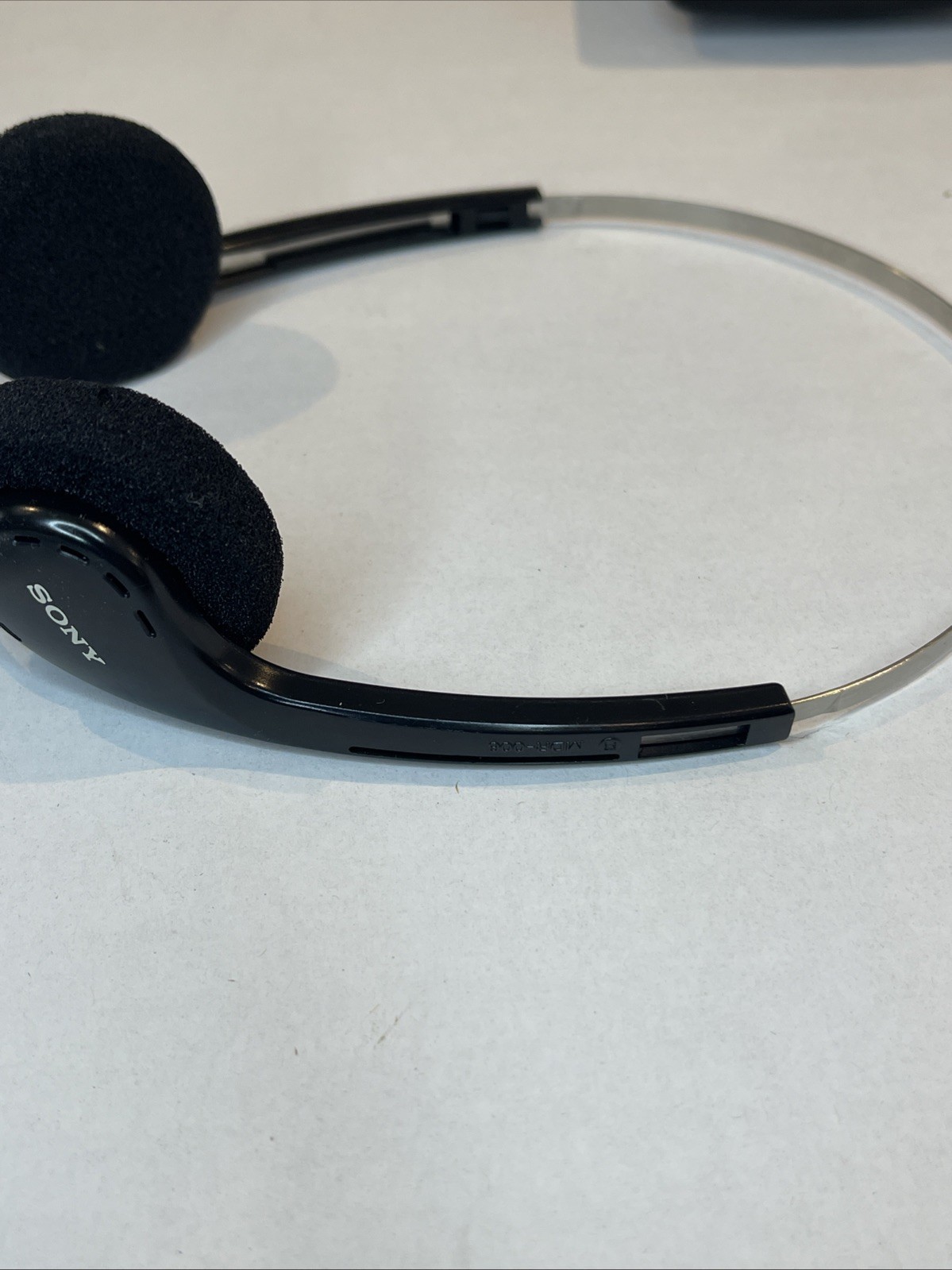 Vtg Sony MDR-006 Walkman Headphones In Excellent Working Condition Clean!