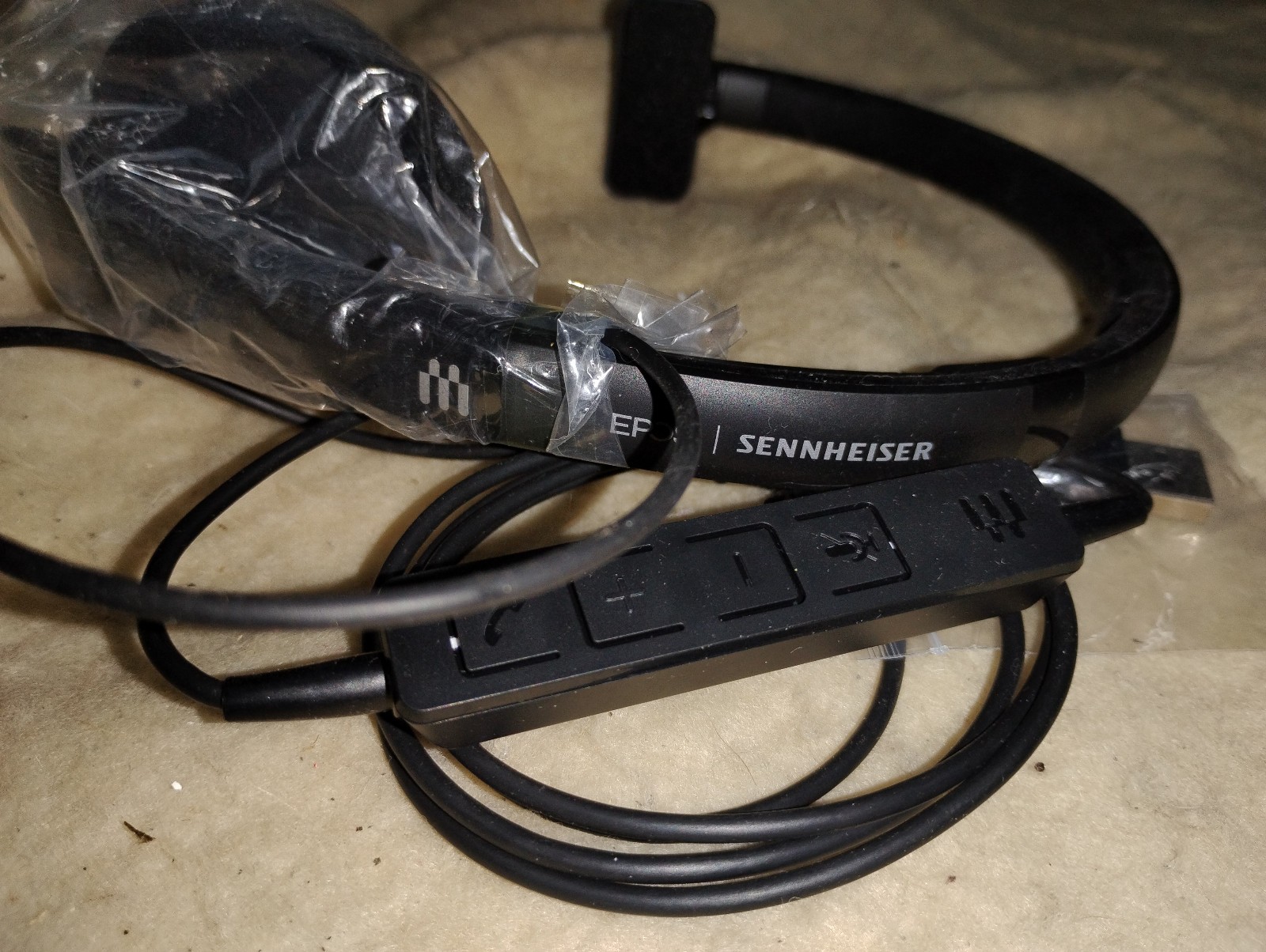 Sennheiser SC 130 USB Headset Head-band Headphones 508314 – Monaural, 115 dB SPL