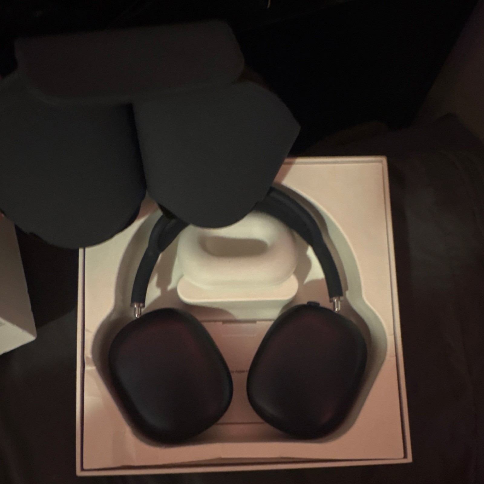 Apple AirPods Max Midnight Black Bluetooth Wireless Over-Ear Headband Headphones