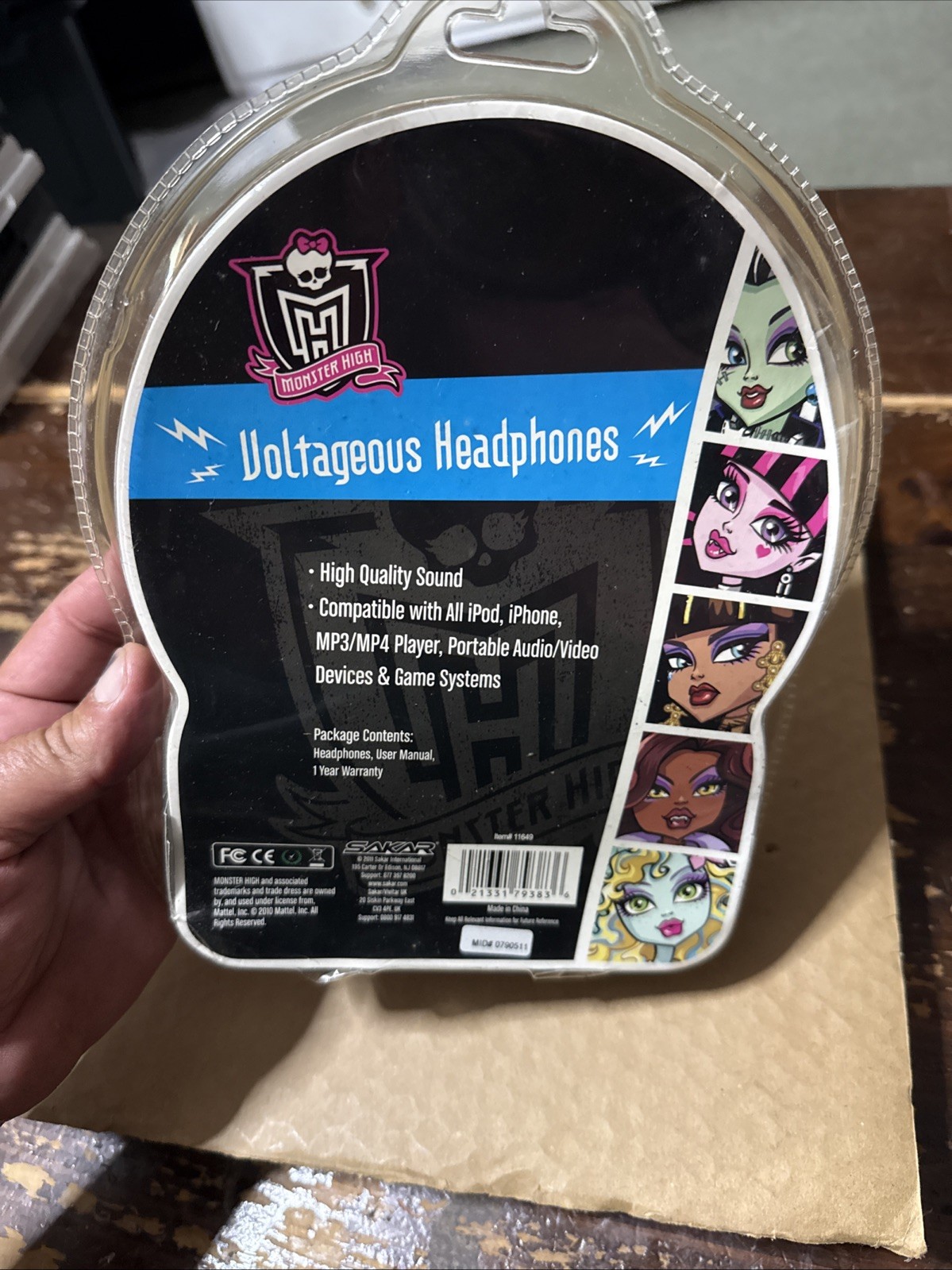 2011 Sakar Monster High Voltageous Headphones NOS (READ)