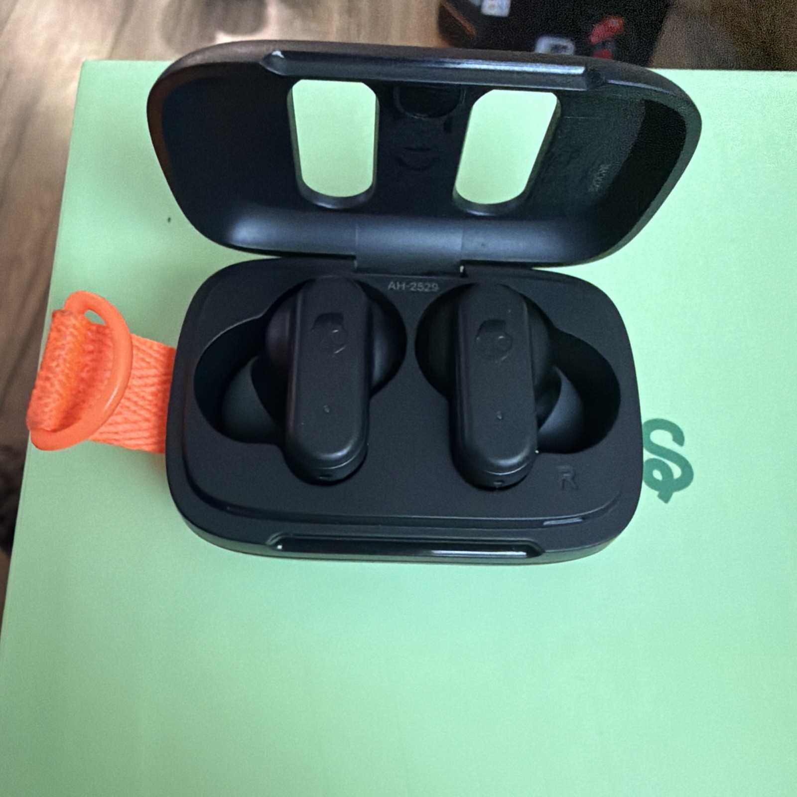 Skullcandy Dime 3 Wireless Earbuds Black w/ Case & Cable – Lightly Used, Tested