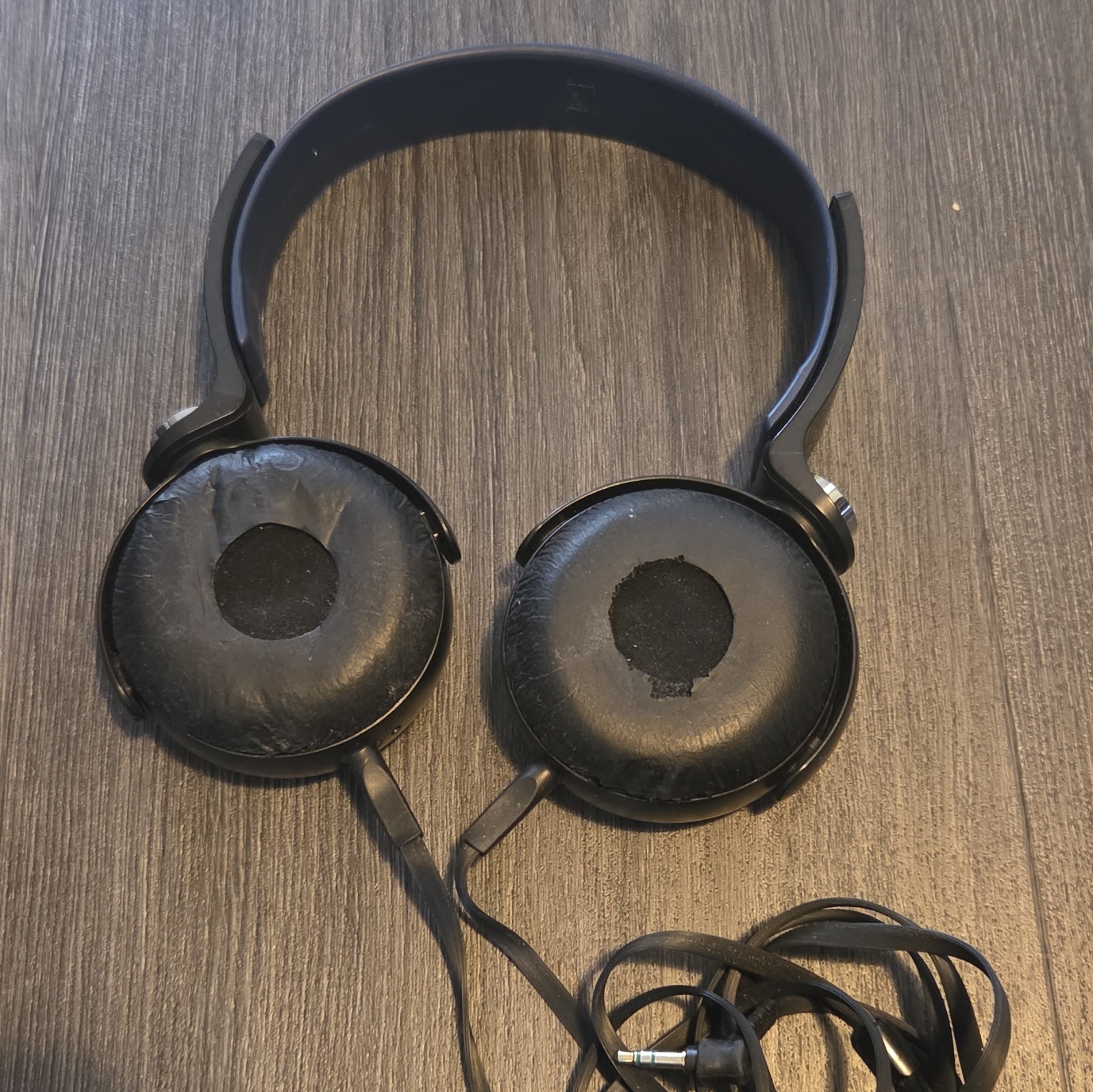 Sony MDR-XB400 Wired On-Ear Headphones Headband Black/Blue Used
