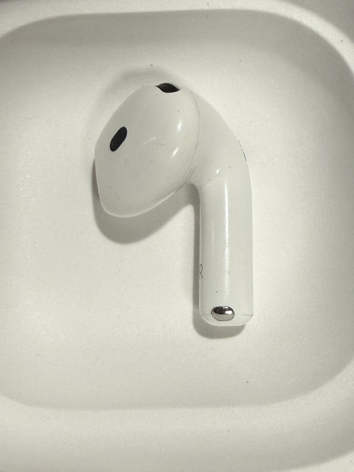Apple AirPods 4 White In Ear Headphones MXP63LL/A