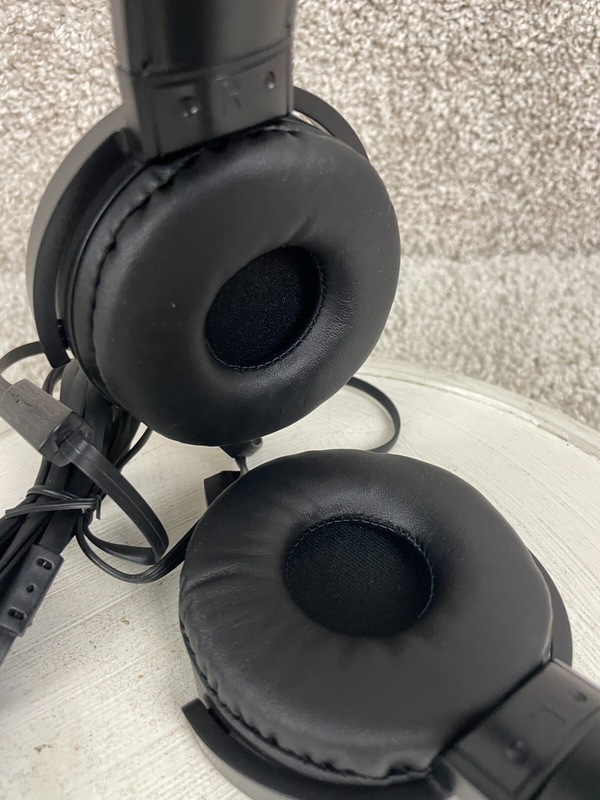 Sonitum Smartphone Headphones Wired Stereo 7″x6″ Black Yellow Tested/Works