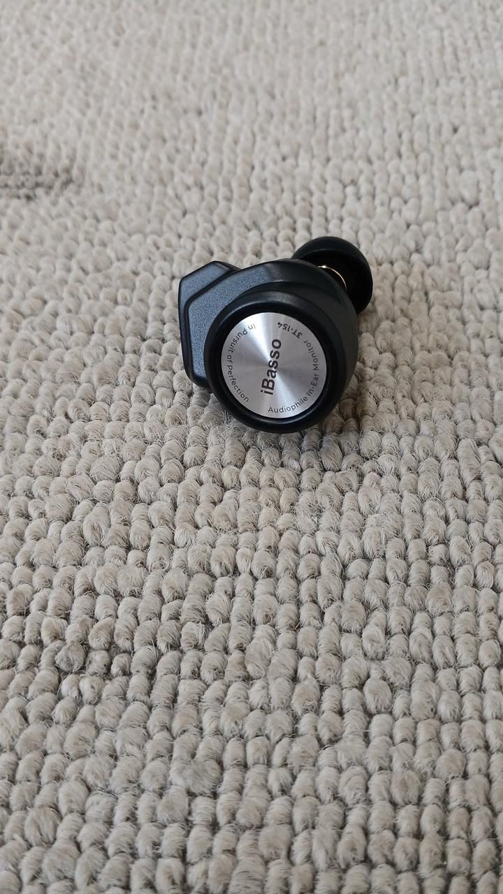 Ibasso Auddio Earphones 3t-154 Used