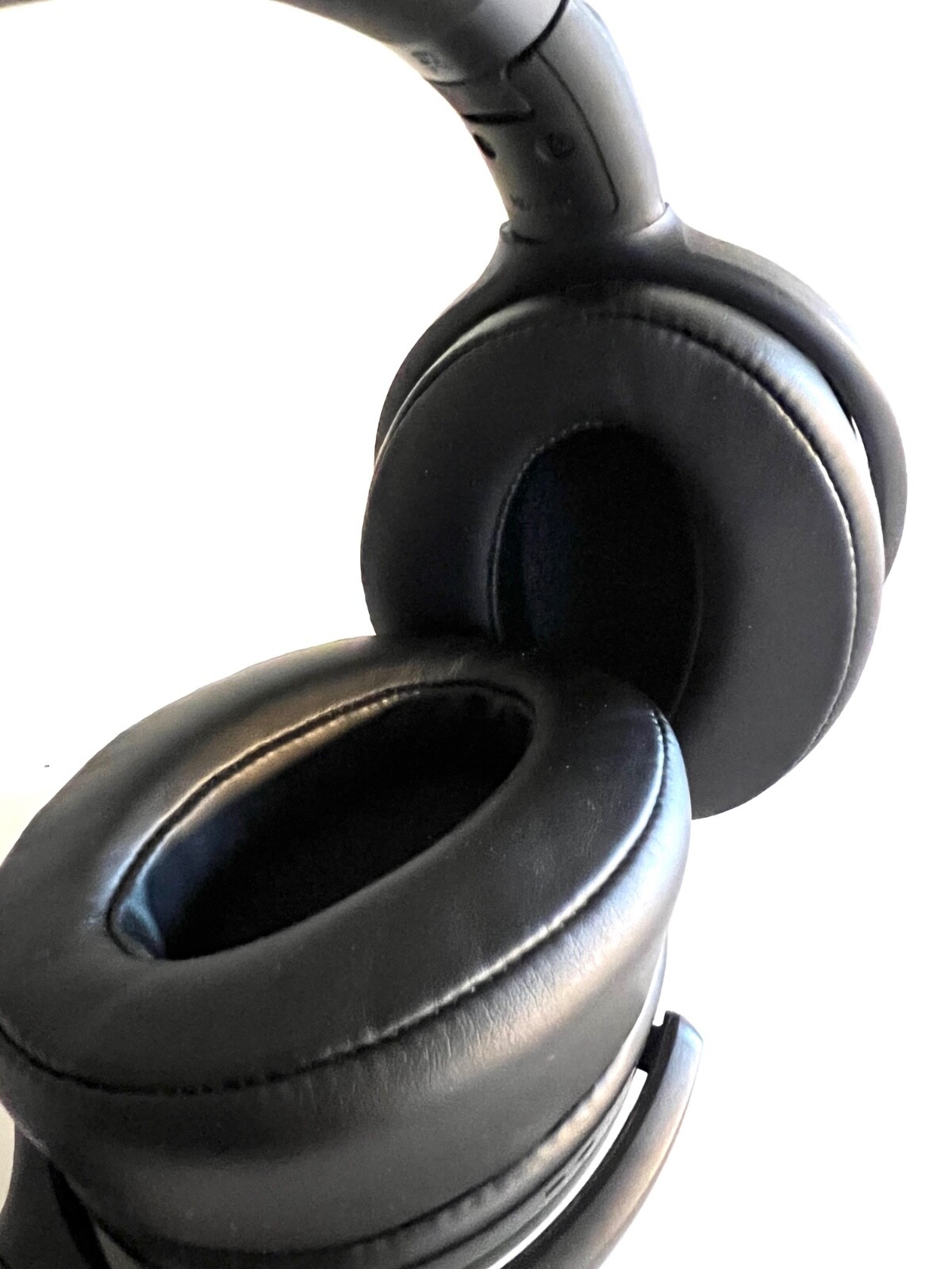 WIRELESS HEADPHONES Sennheiser HD 4.40 BT Wireless Over Ear Headphone