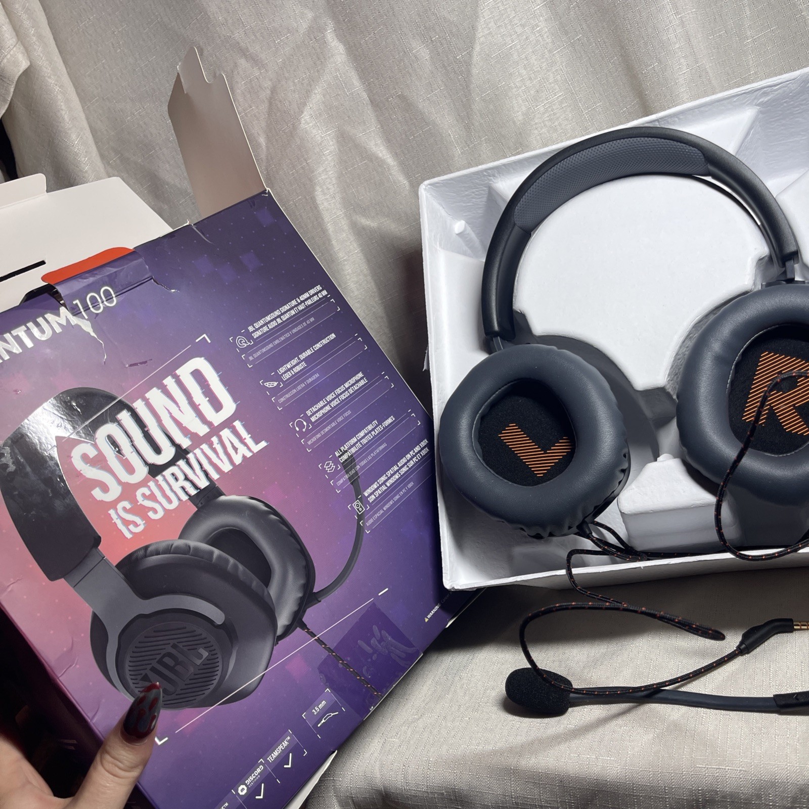 JBL Quantum 100 Wired Over-Ear Gaming Headphones – Black