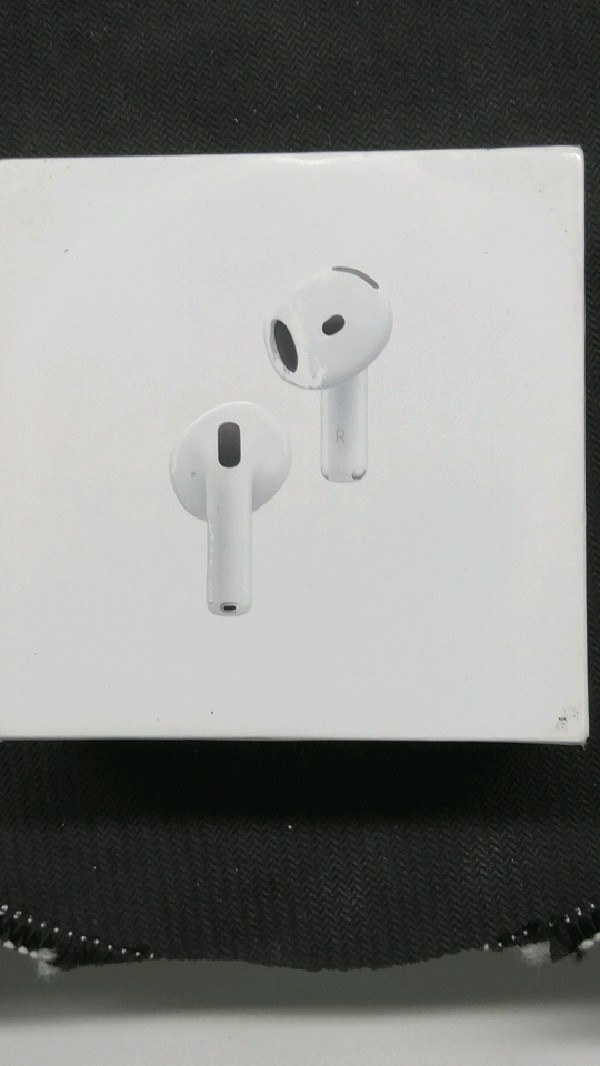 Apple AirPods 4 ‎MXP93LL/A Wireless Earbuds White ANC Transparency Mode In Ear