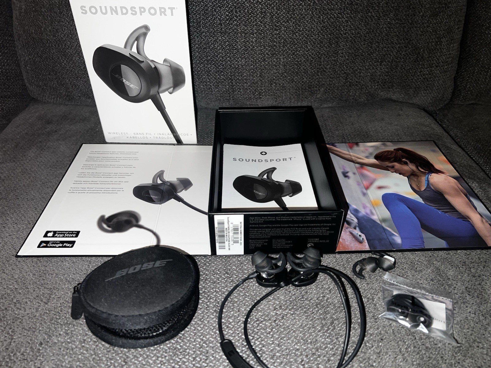 Bose SoundSport Wireless Bluetooth In-Ear Earbuds Black w/ Case & Box