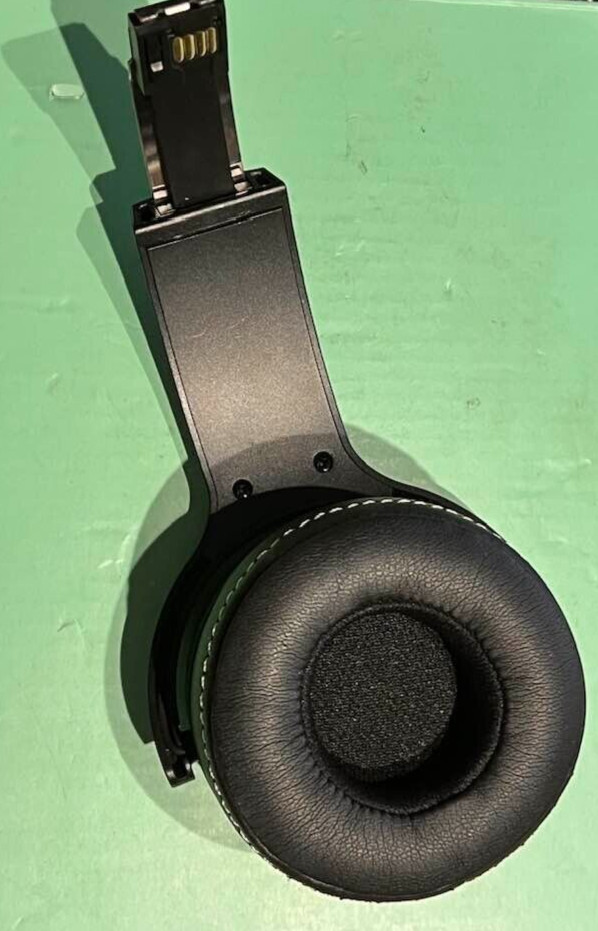 GENUINE OEM REMOVABLE SPEAKER FOR RAND MCNALLY CLEARDRYVE 210 CD210 HEADPHONES.