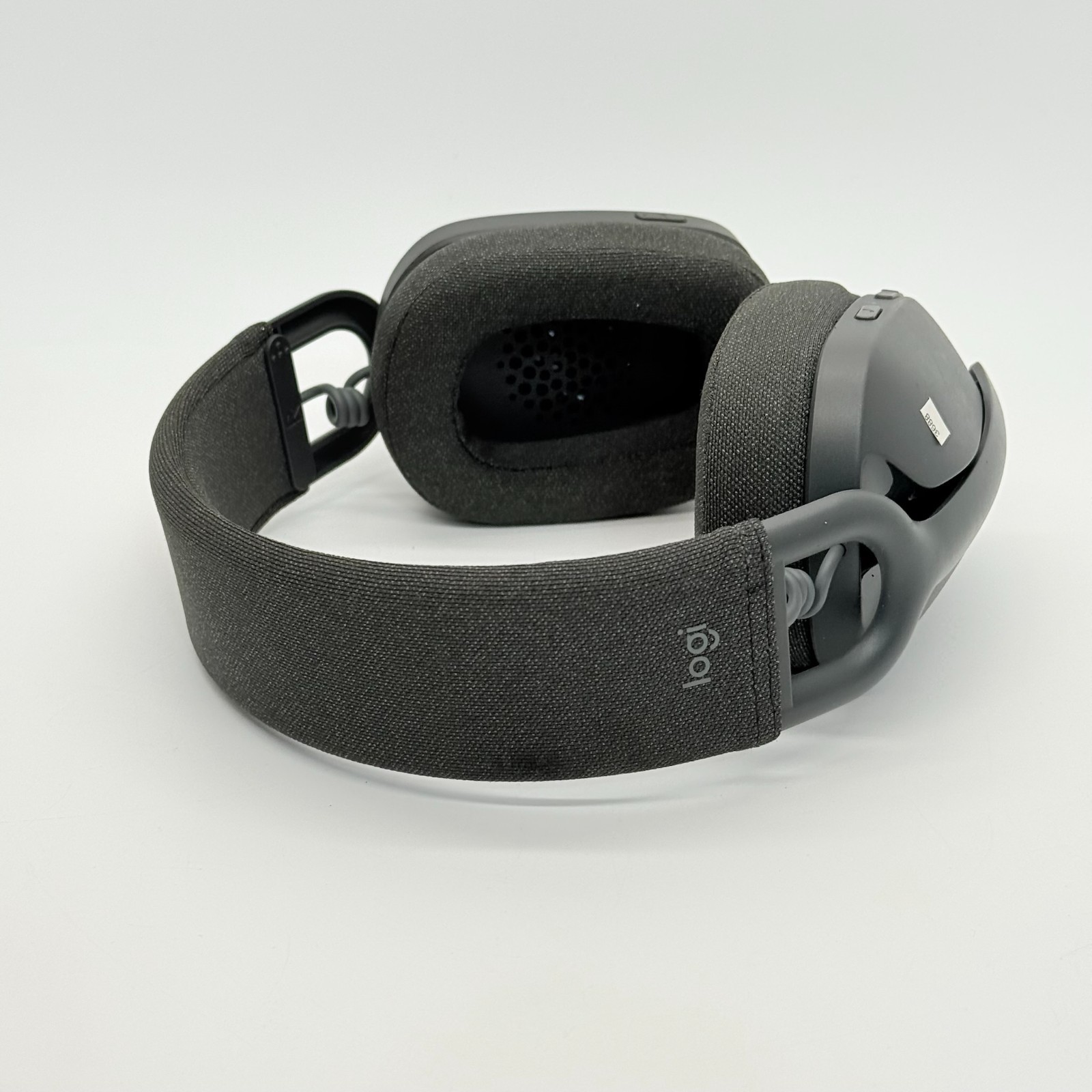 Logitech Zone Vibe 100 Lightweight Wireless Over Ear Headphones – Graphite