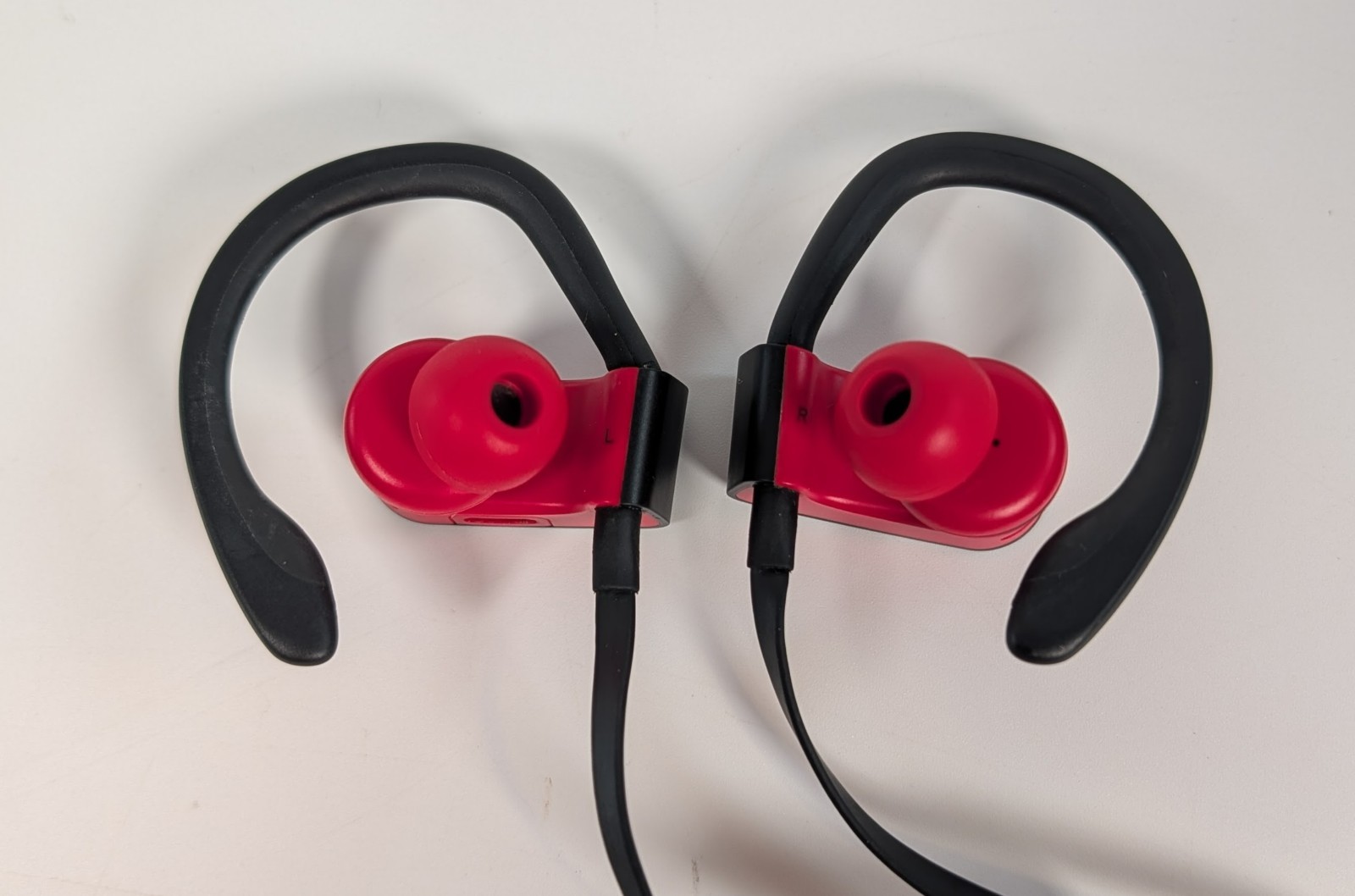 Beats by Dr. Dre POWERBEATS3 In-Ear Bluetooth Headphones & Case