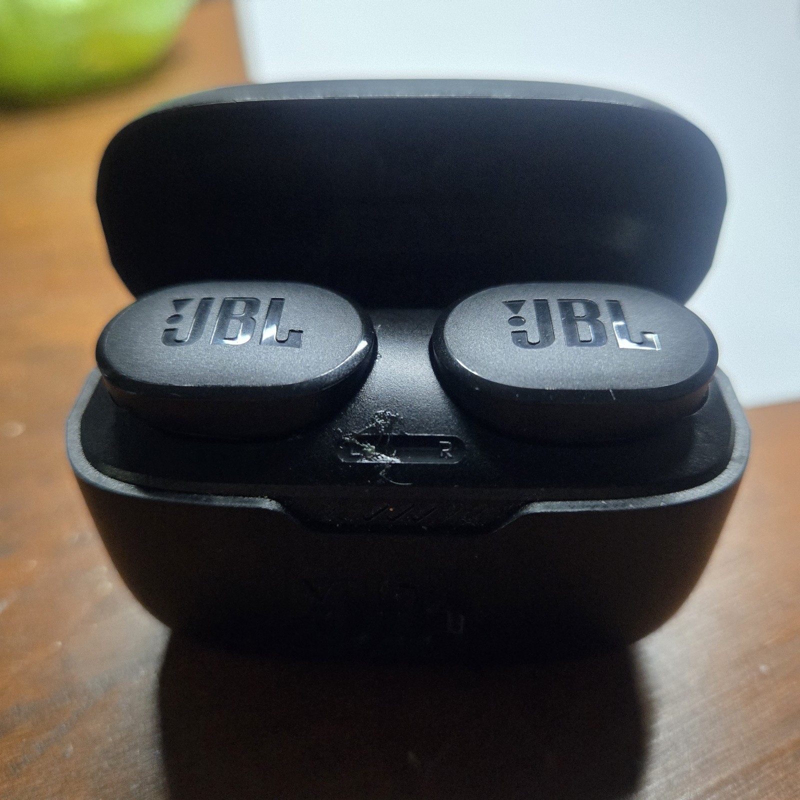 jbl wireless bluetooth earbuds noise canceling