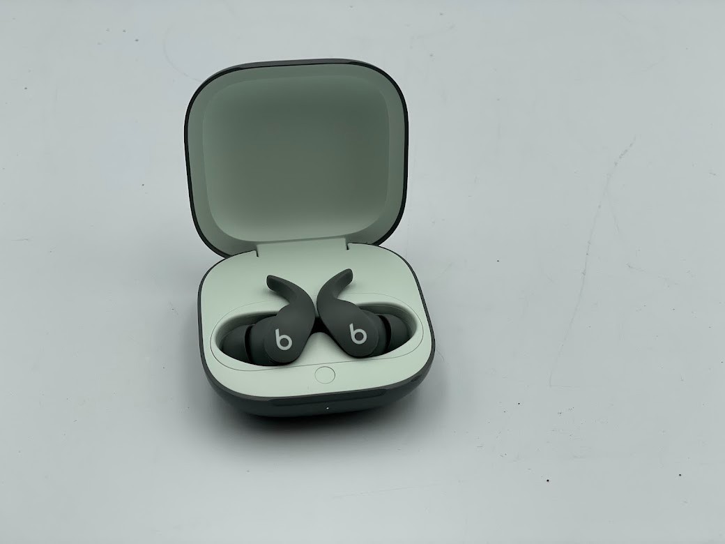Apple Beats Fit Pro True Wireless Bluetooth Wireless Earbuds – Gray