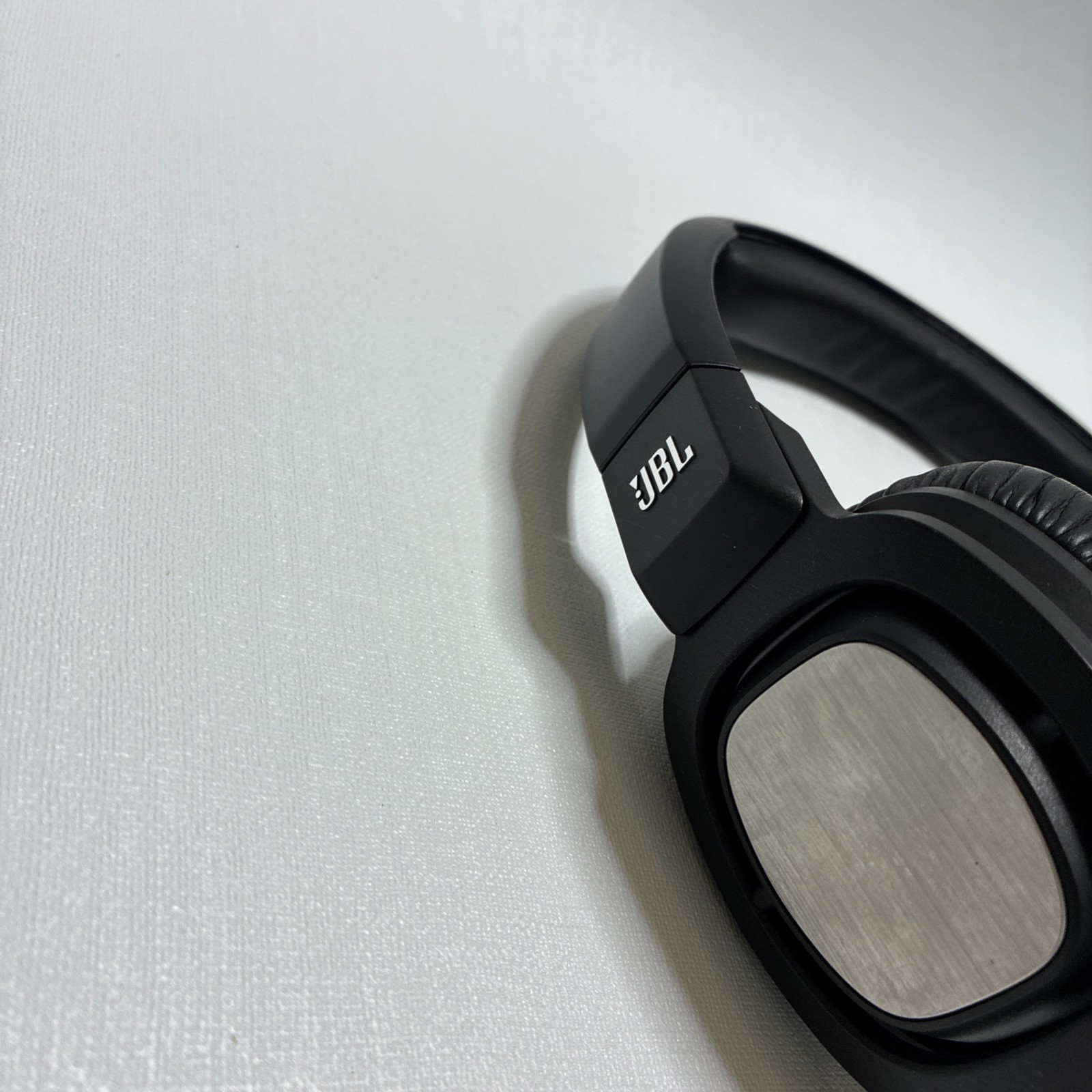 JBL J55 Headband Headphones – Black