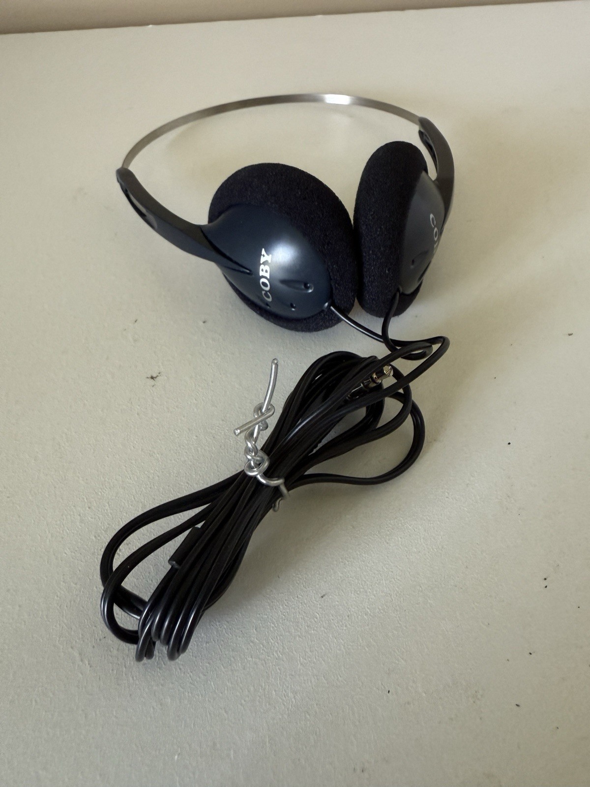 Coby Slimline Design Stereo Ear Pad Adjustable Headband Headphones TESTED
