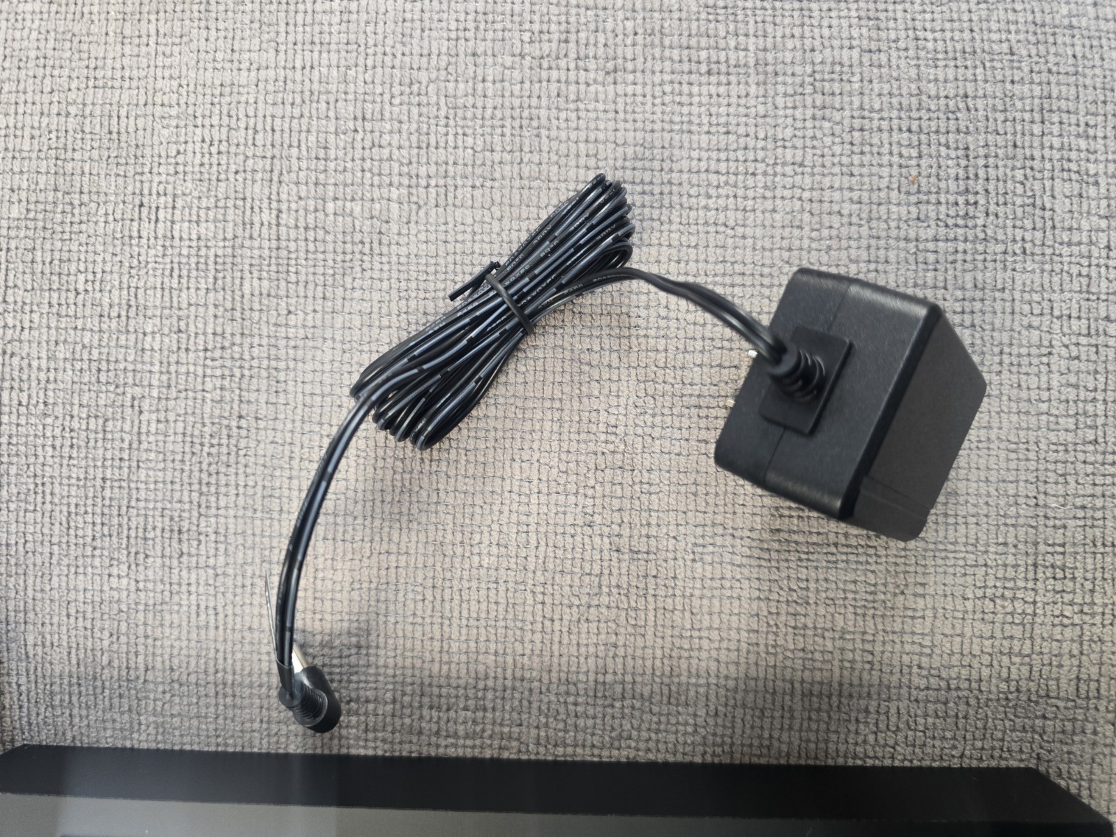 Shokz Countertop Display Unit – OpenRun Pro B-S810-BK-POP-SZ