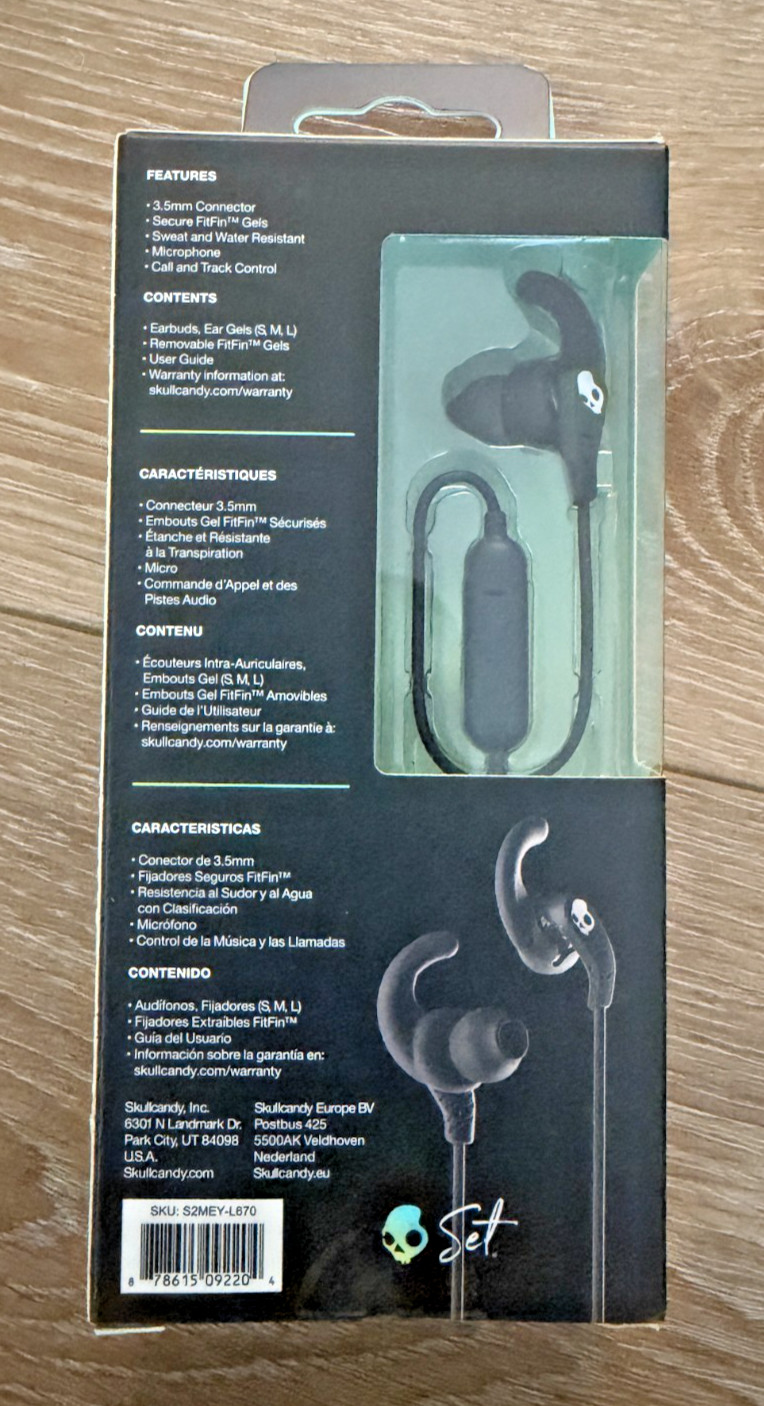 Skullcandy Set Wired Earbuds Black White Mic S2MEY-L670 New Sealed