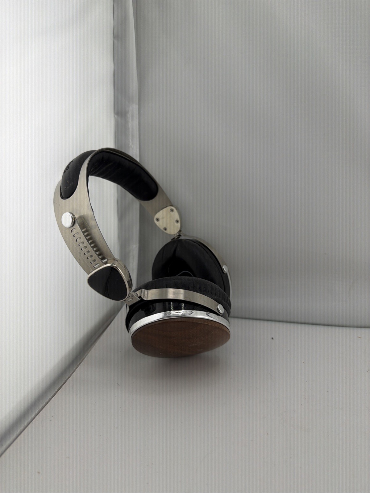 Vintage Symphonized Wraith 2.0 headphones