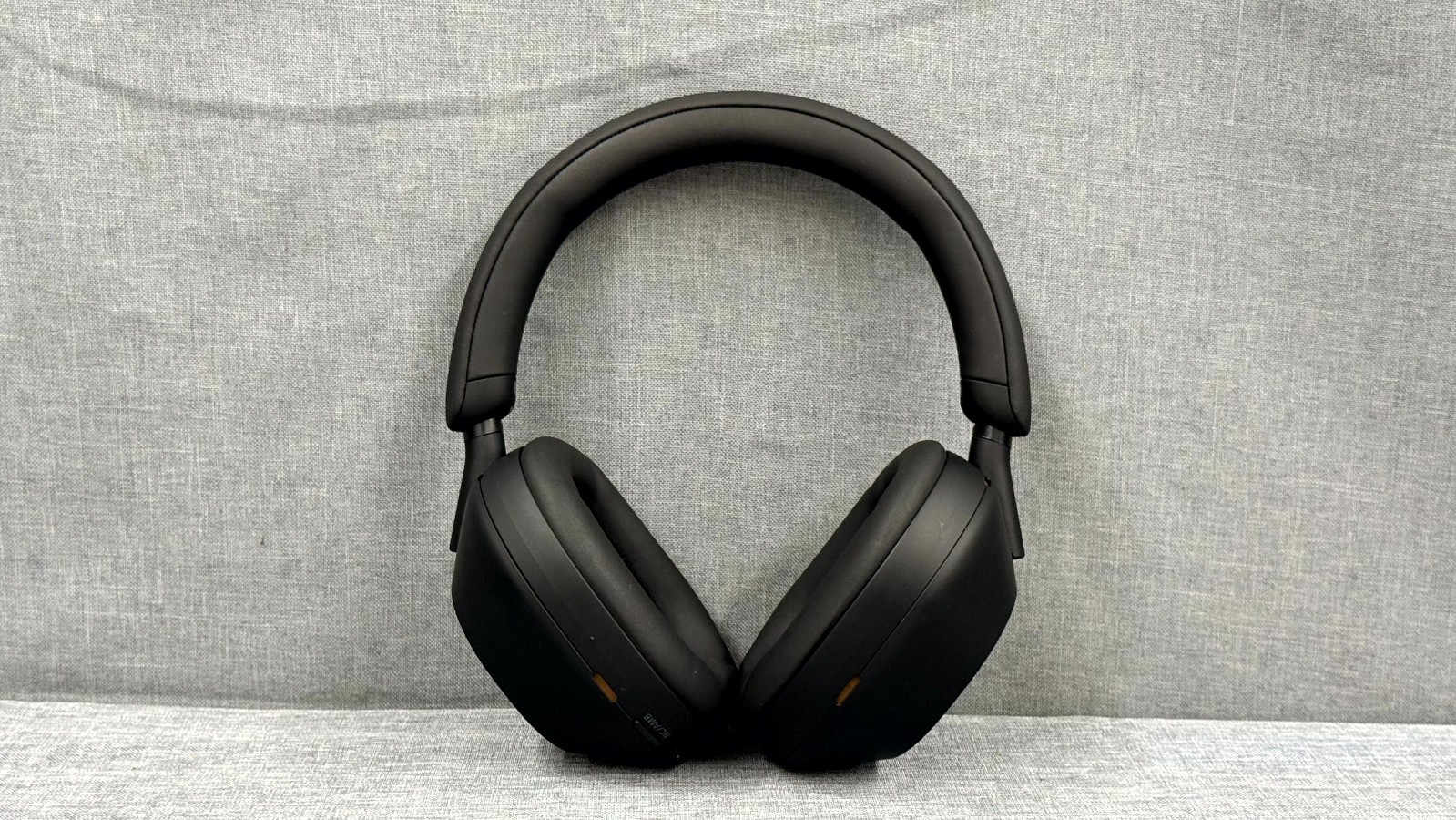 Sony WH-1000XM5 Wireless Noise Canceling Headphones YY2954 – Black