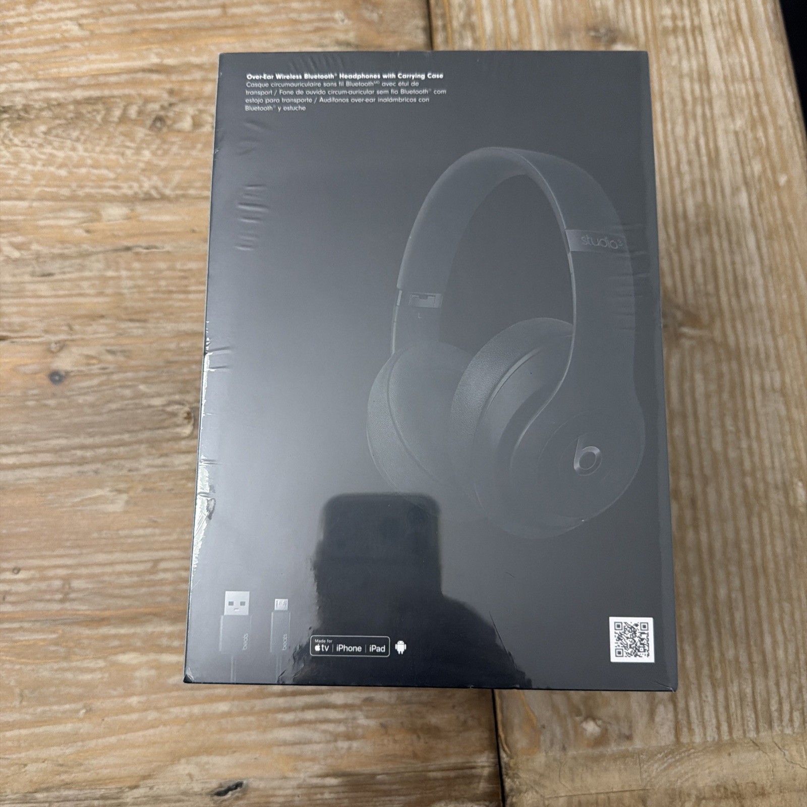 Beats by Dr. Dre Studio3 Over the Ear Wireless Headphones – Black