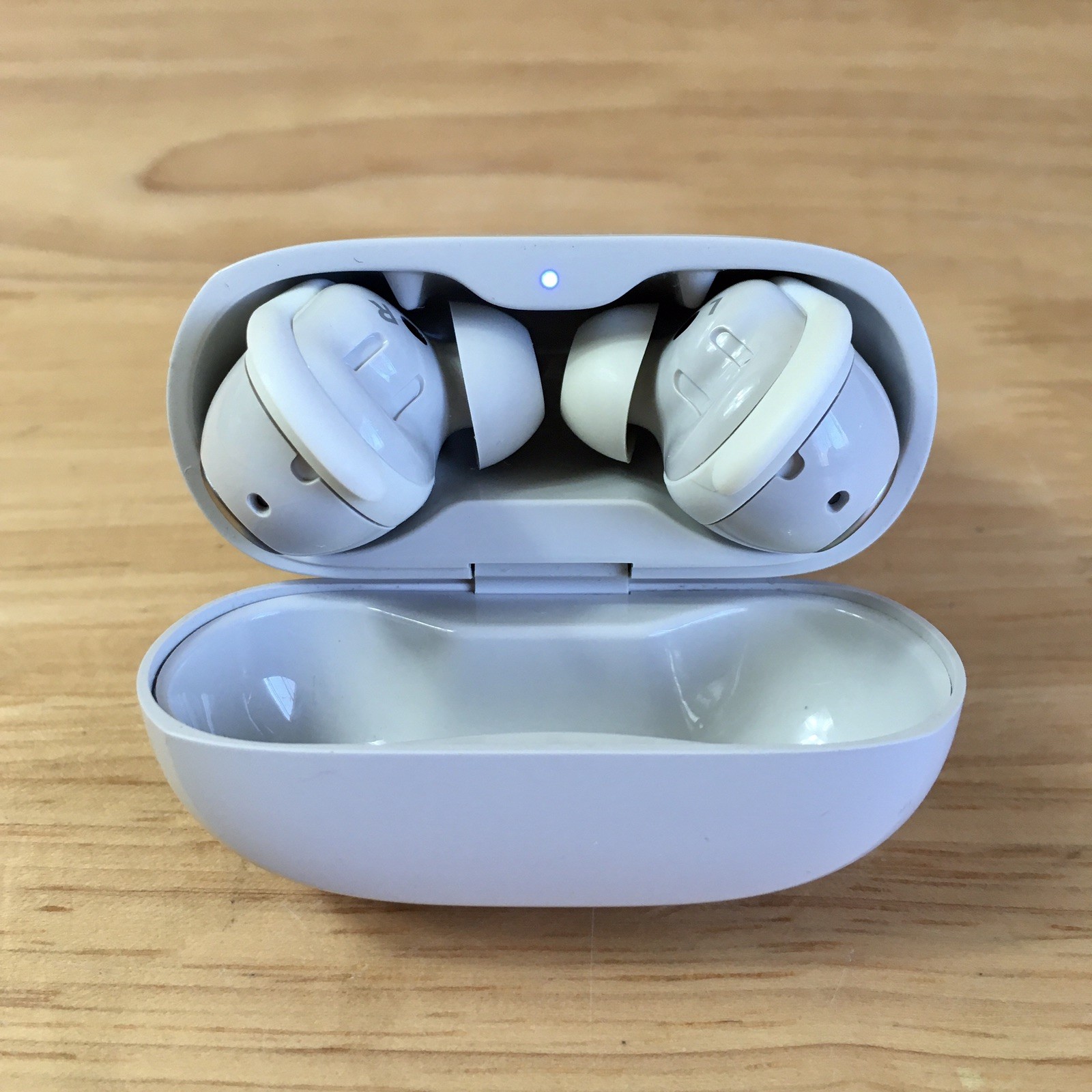 Bose QuietComfort Ultra True Wireless Noise Cancelling Earbuds – White Smoke