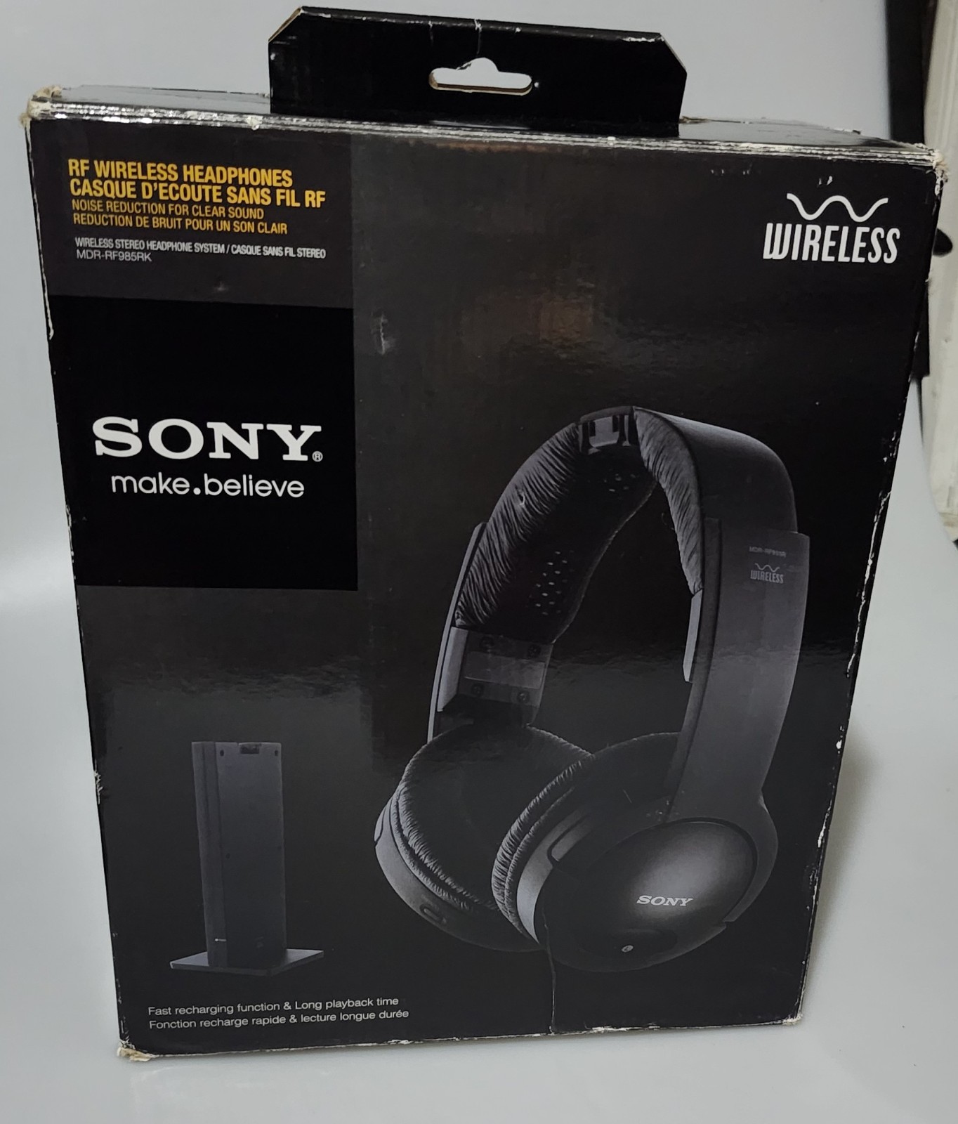 Sony Wireless Over Ear Headphones – Black MDR-RF985RK