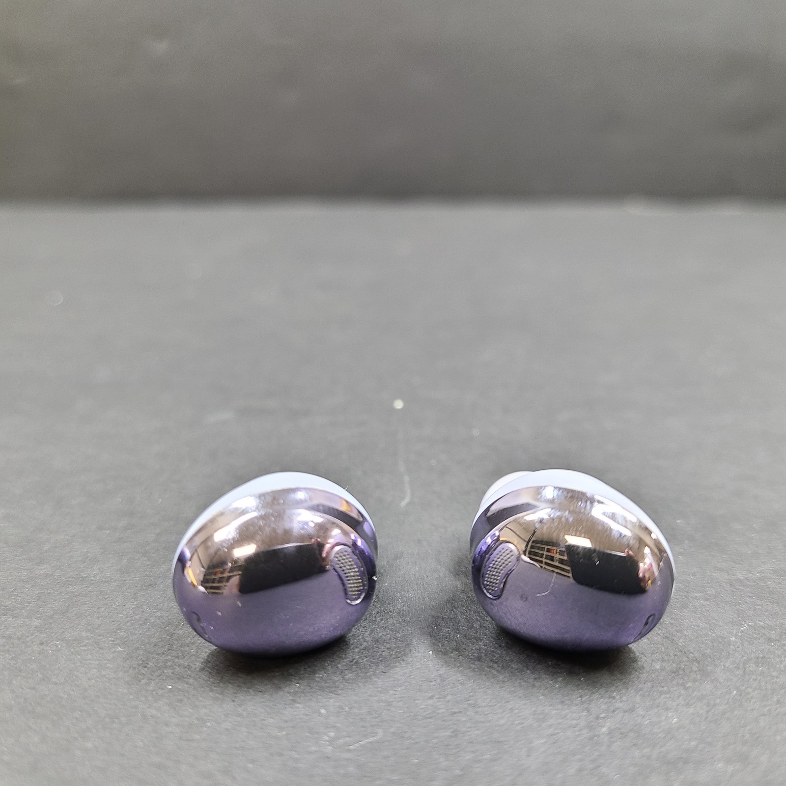 Samsung Galaxy Buds Pro SM-R190 Wireless Earbuds Earphones – Phantom Violet