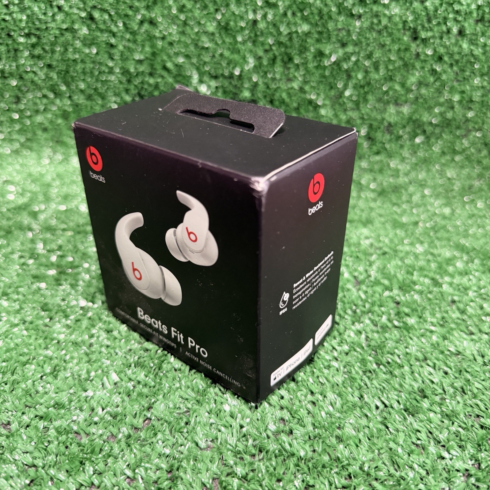 Beats Fit Pro True Wireless Earbuds White/Red A2577, Working, MISSING WINGTIPS.