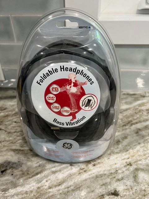 GE Foldable Headphones With Bass Vibration Technology NEW