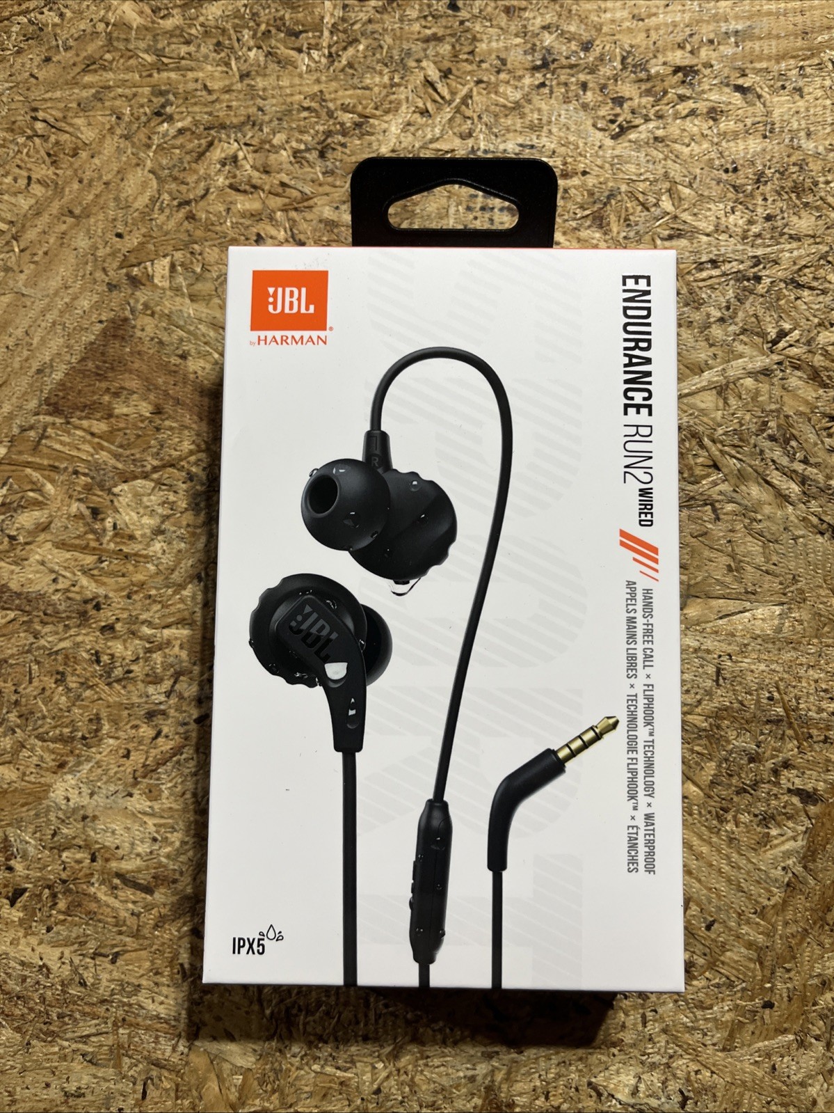 JBL Endurance Run 2 Wired Waterproof Sport in-Ear Headphones – Black – New