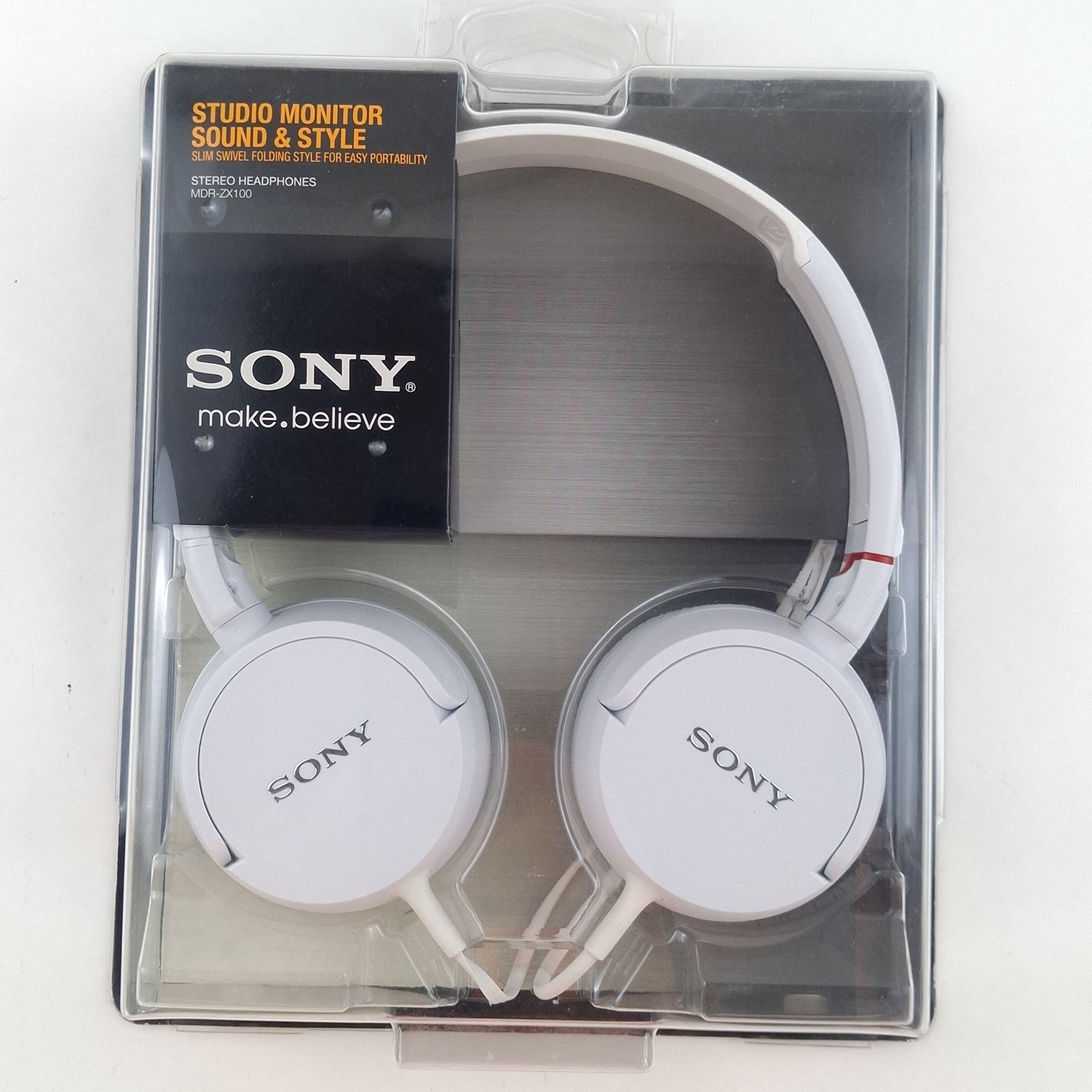 Sony MDR-ZX100 On-Ear Headphones White Closed Back Stereo Foldable 3.5mm L-Plug