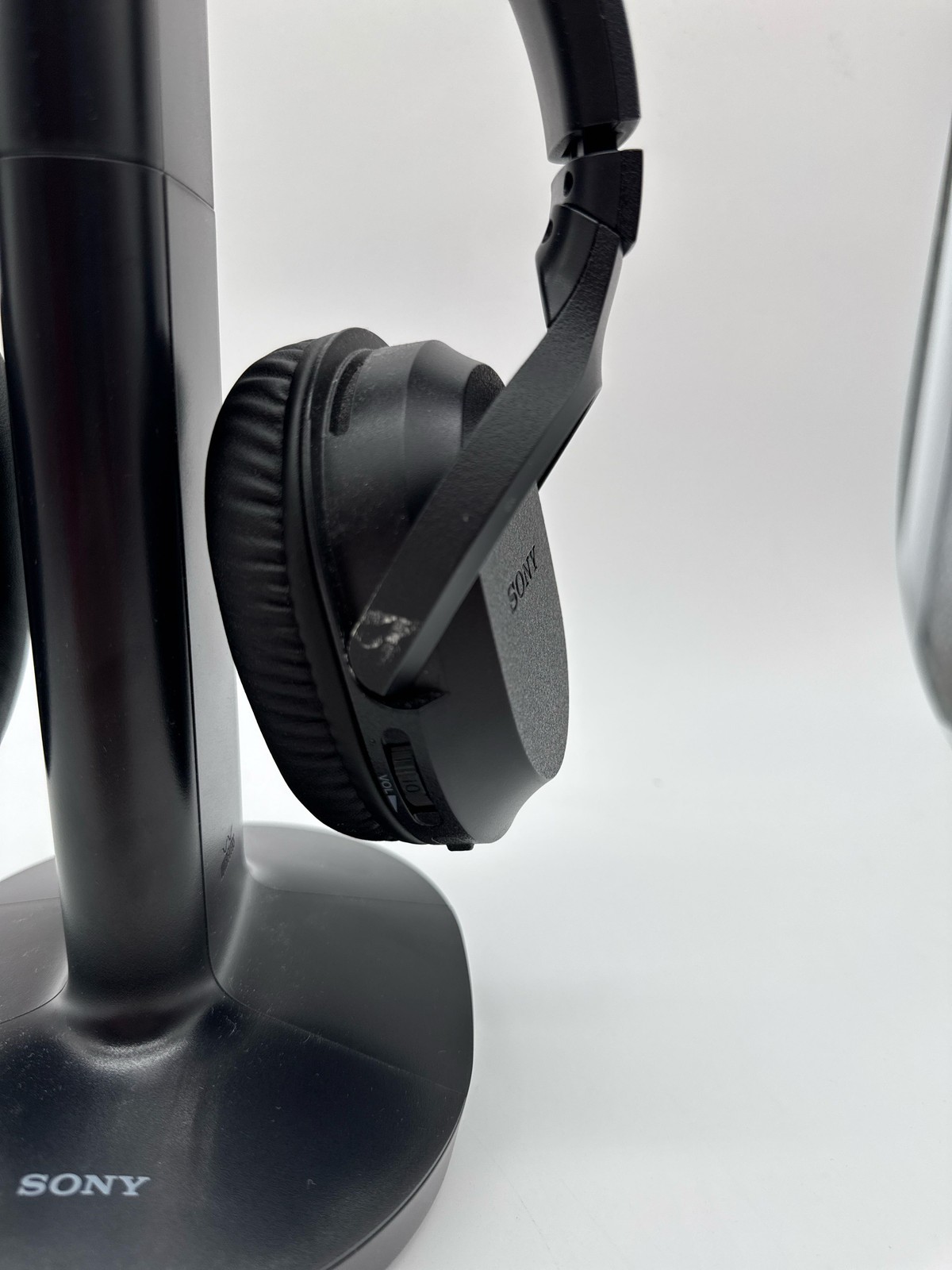 Sony WH-RF400 Wireless Over-Ear Home Theater Headphones 20hr 150ft RF Black