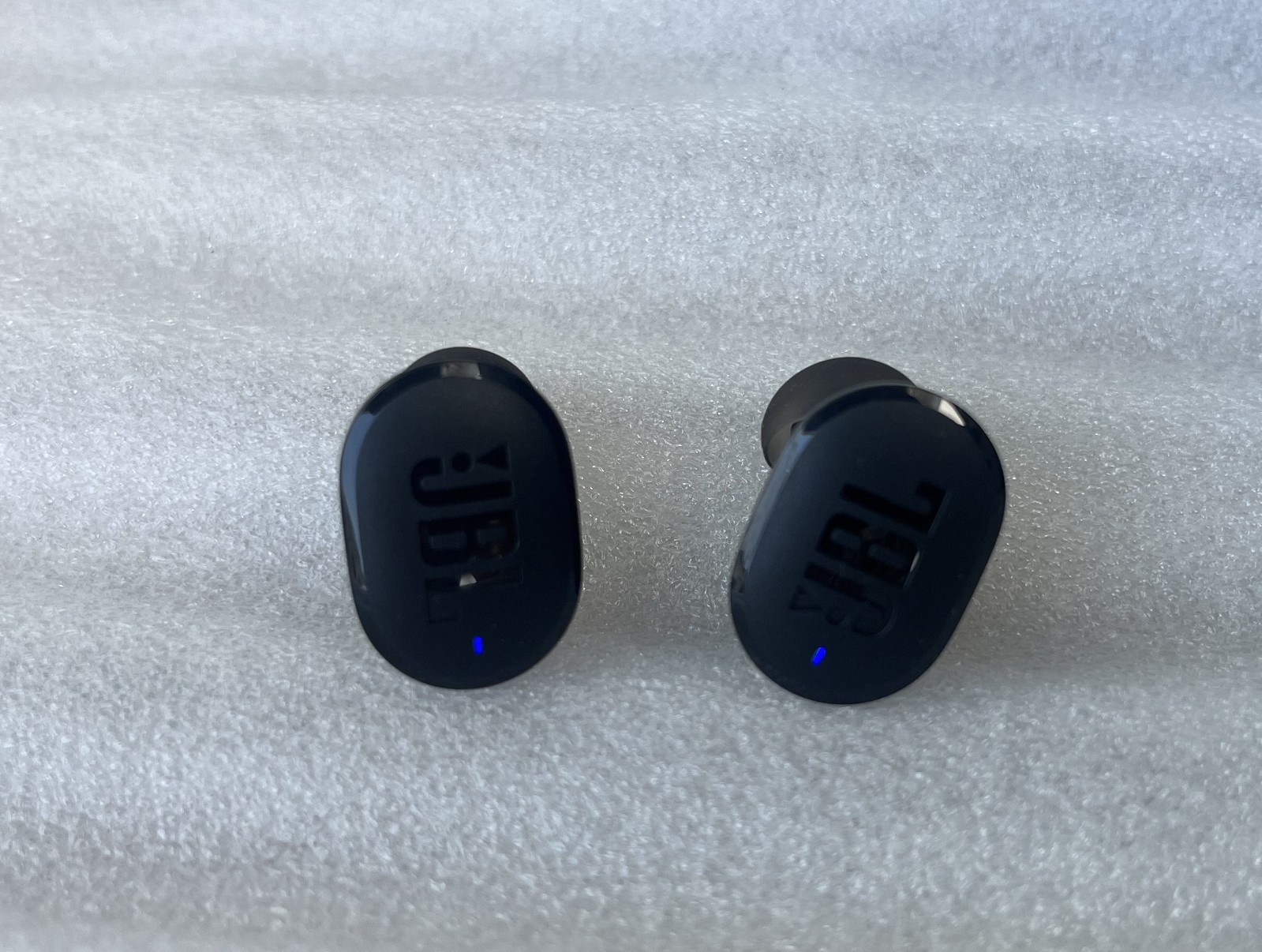 JBL Tune Buds True Wireless -A Pair of earbud Only-NO CHARGE CASE