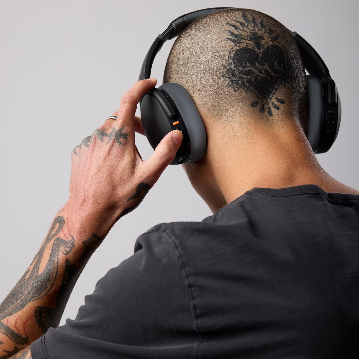 Skullcandy Crusher Evo Wireless Bluetooth Headphones Bone – Black – NEW