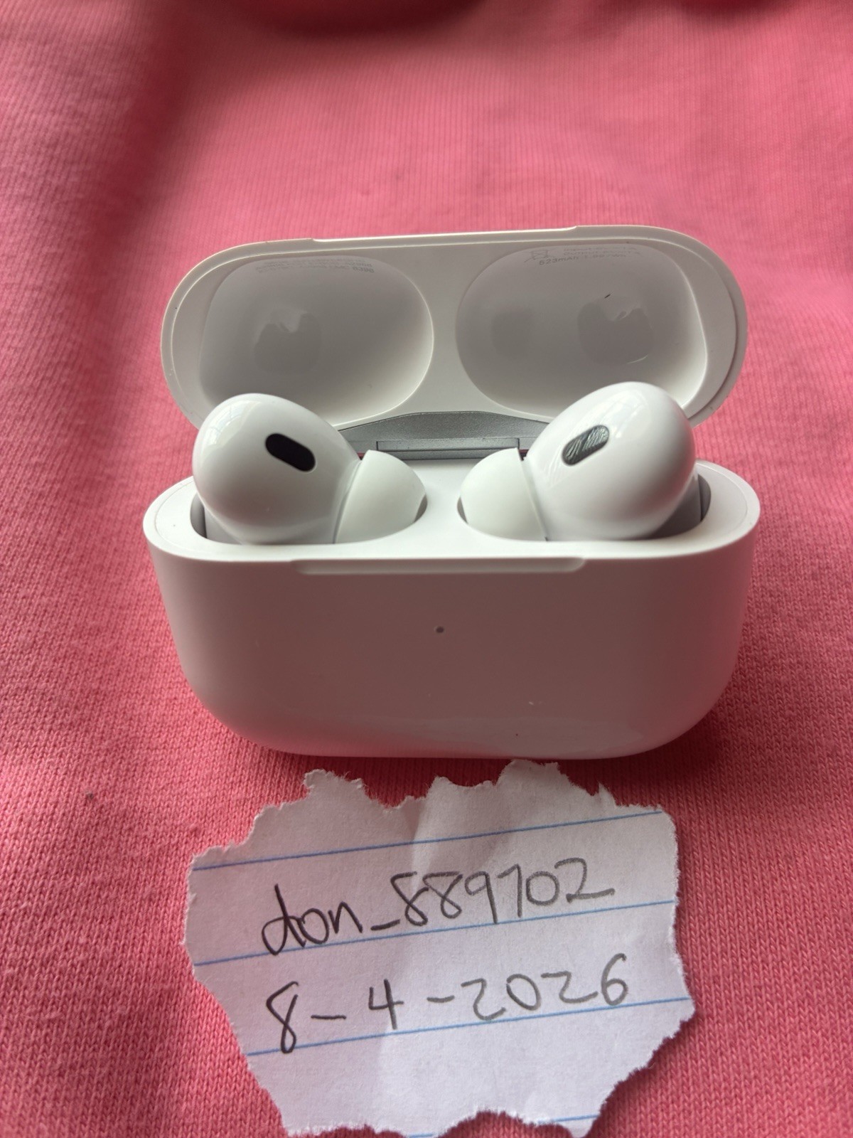 Apple AirPods Pro Wireless Bluetooth In-Ear Earbuds w/ Charging Case Box White
