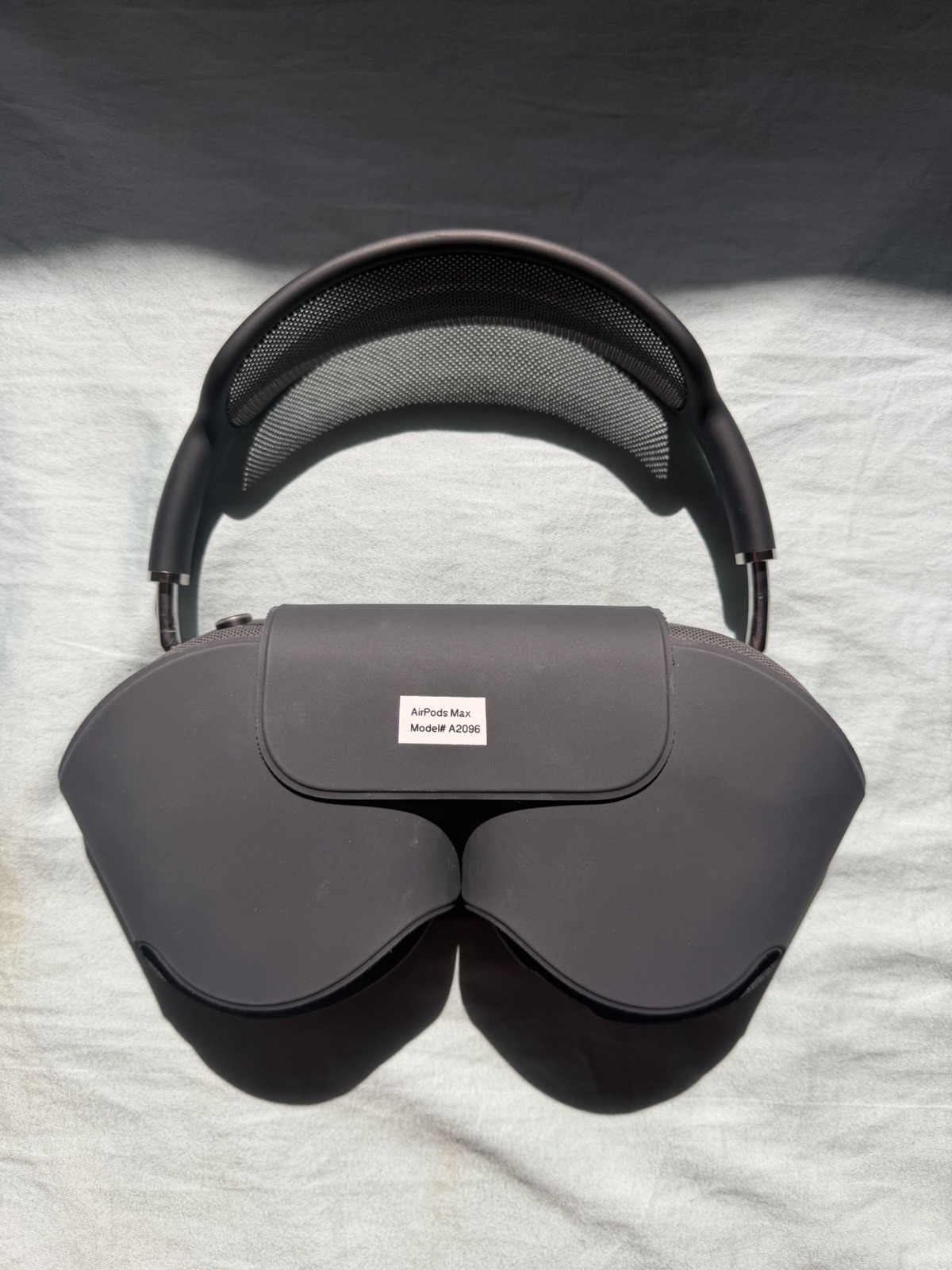 Apple AirPods Max Over-Ear Wireless Noise Cancelling Headphones with Case
